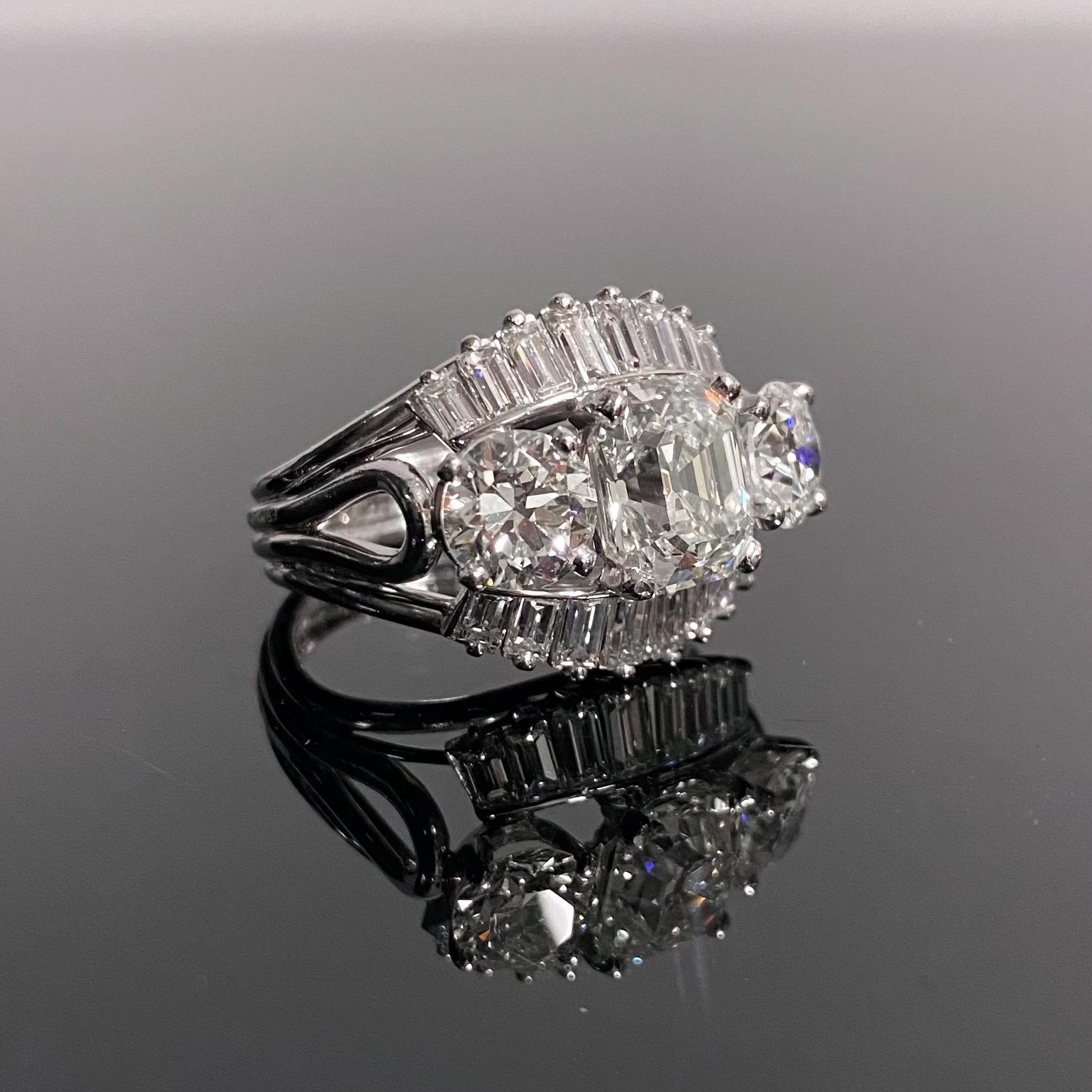 Women's 1950s-1960s 7 Carat Three-Stone Emerald Round Diamond Ballerina Engagement Ring