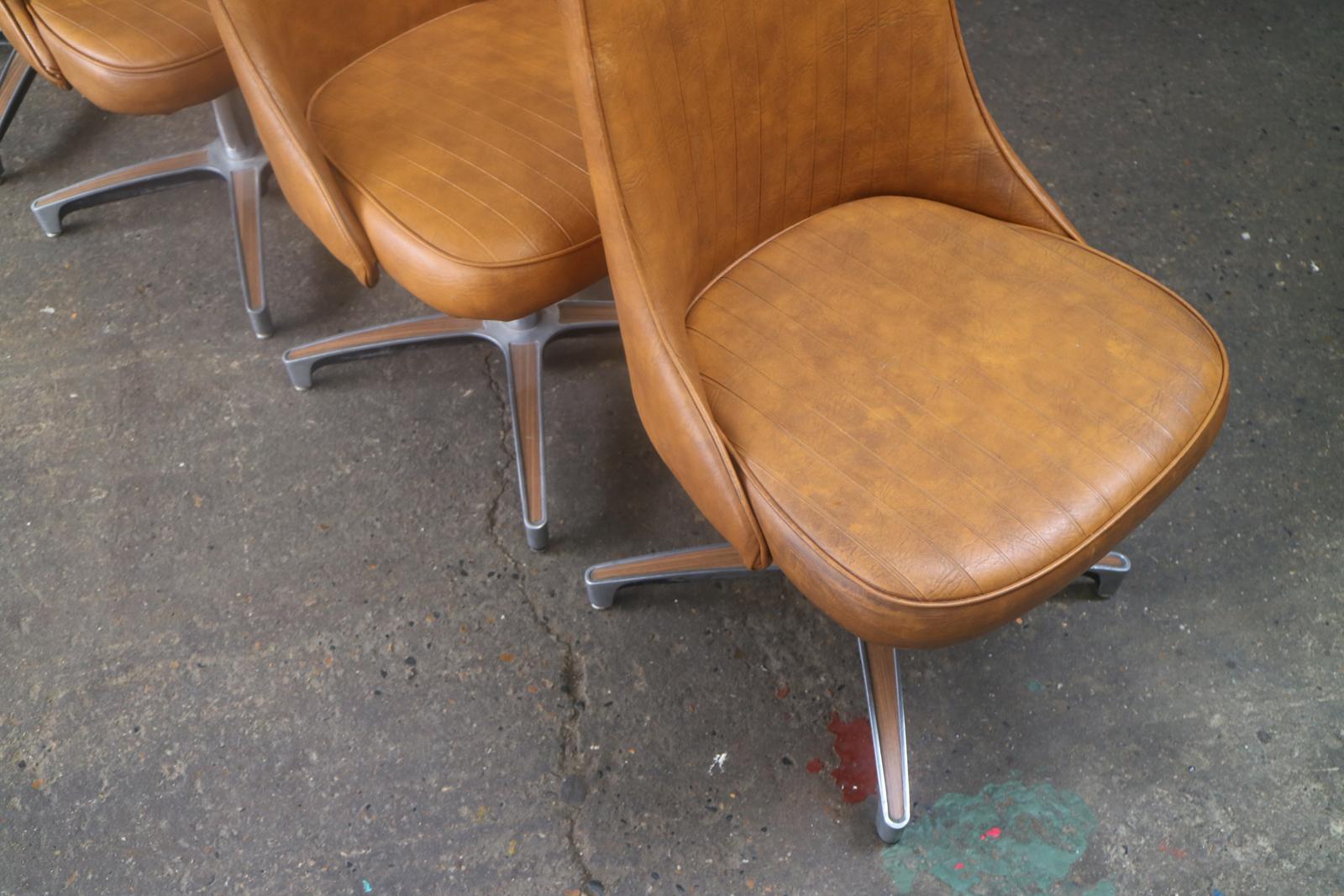 1950s chromcraft table and chairs hot sale