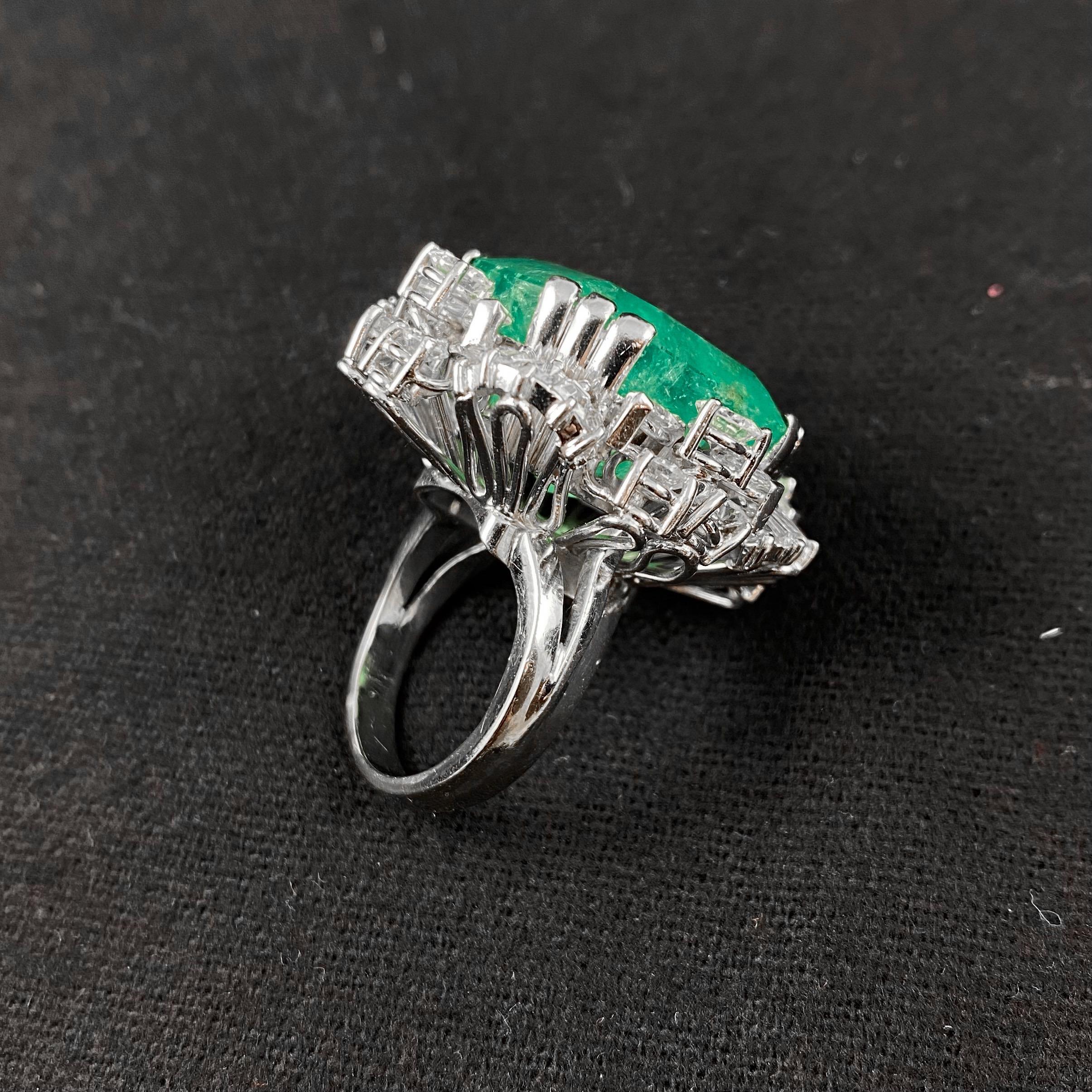 Certified 37.50 Carat Colombian Emerald Diamond Cocktail Ring White Gold 3