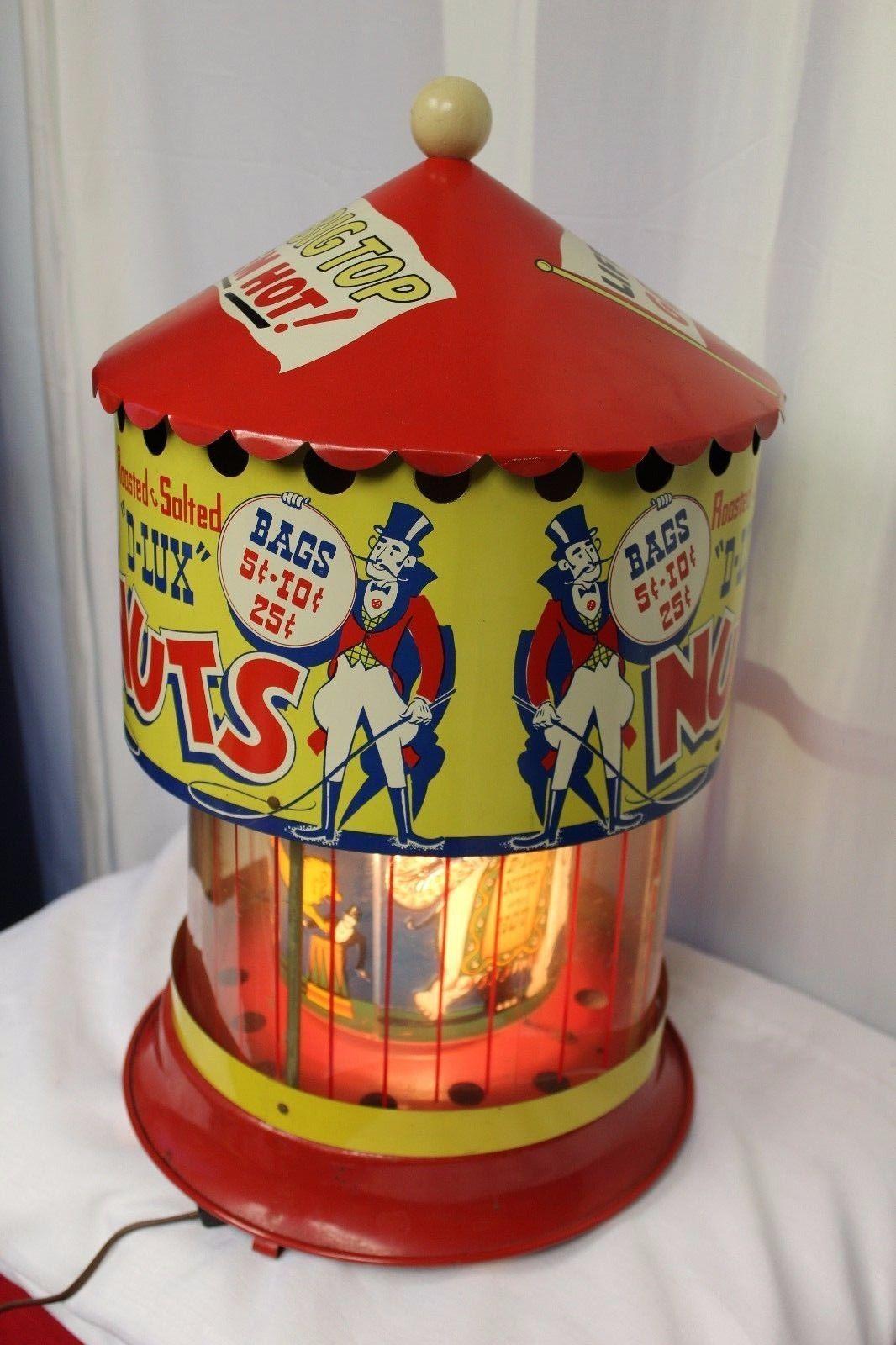 1950s-1960s D-Lux Hot Nuts Carousel Circus Theme  For Sale 2