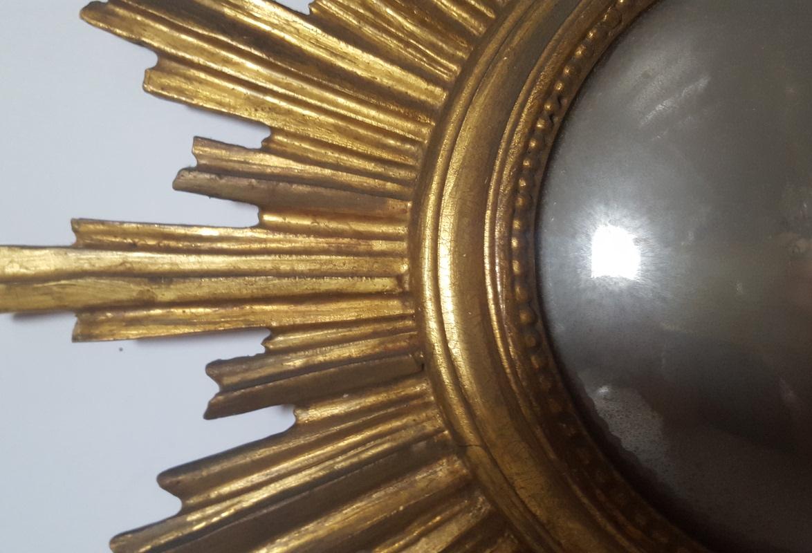 Italian 1950s-1960s Decorative Gold Leafed, Sunburst Framed, Small Convex Mirror