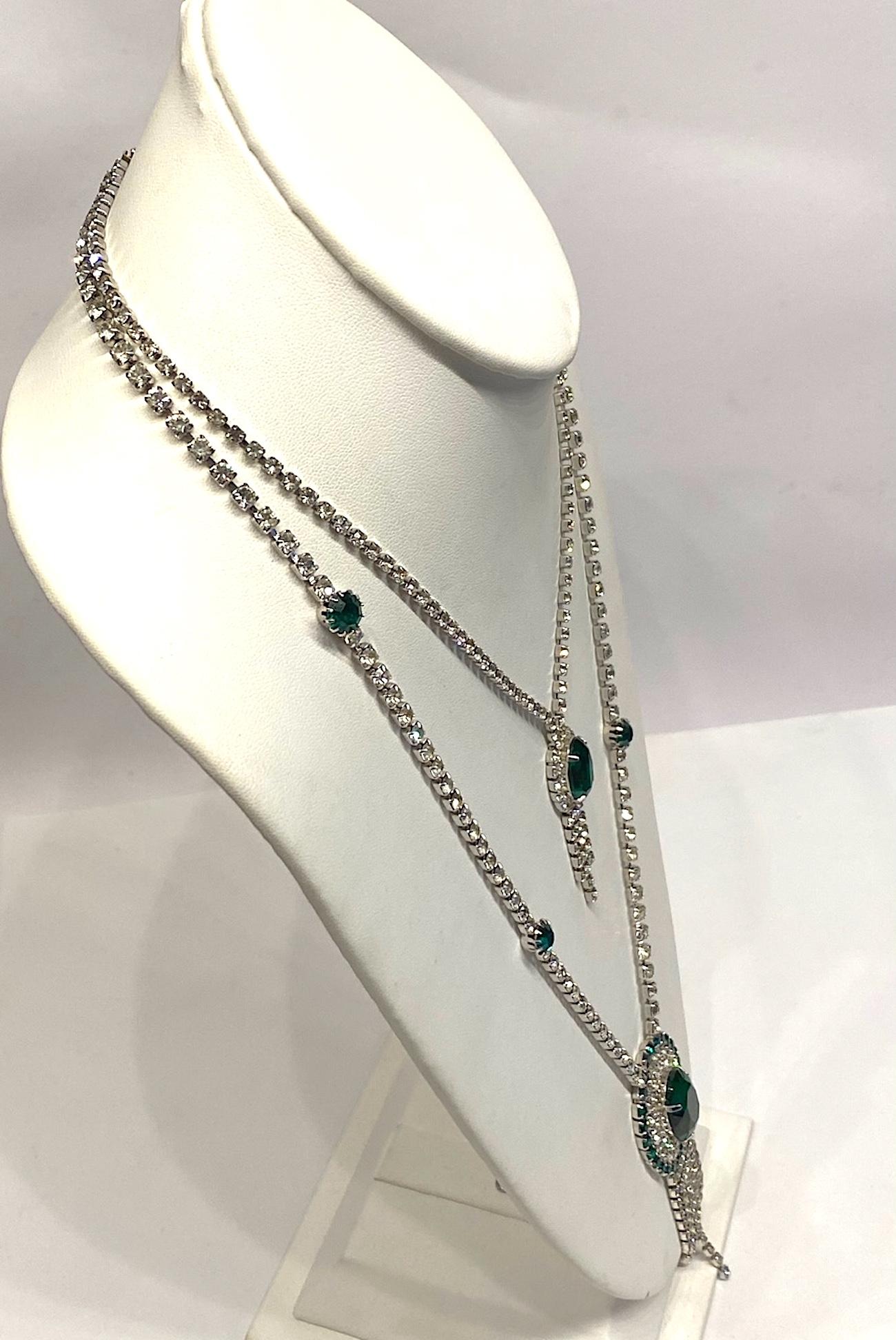 1950s / 1960s Emerald Green Crystal & Rhinestone Double Pendant Necklace 8