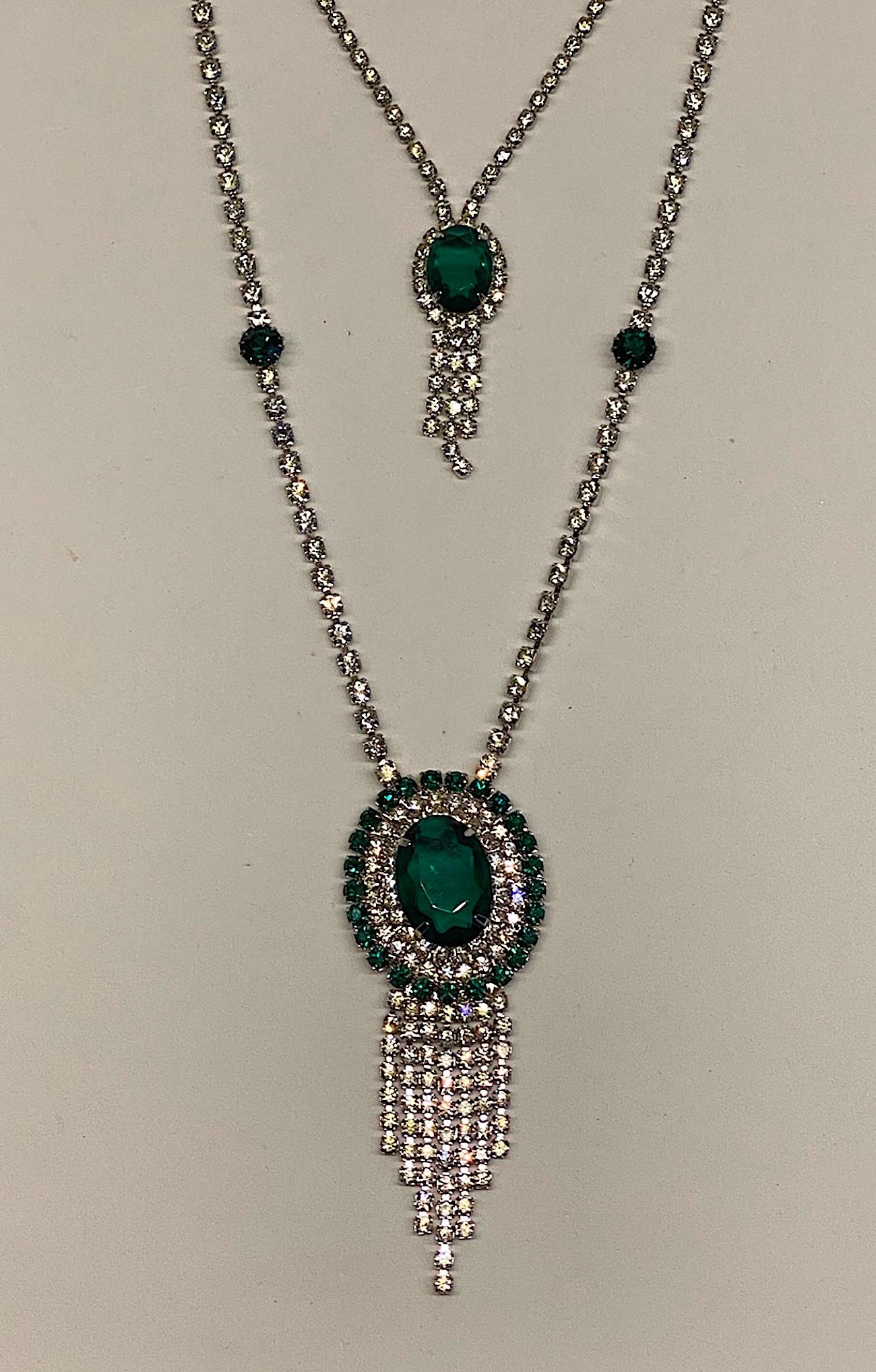 1950s / 1960s Emerald Green Crystal & Rhinestone Double Pendant Necklace 11