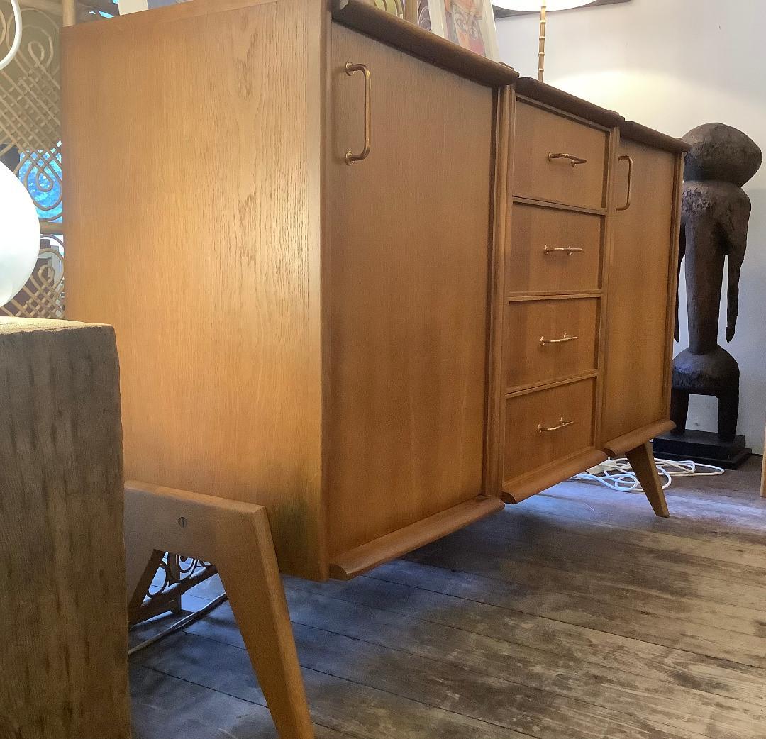 Anni '50/'60  Credenza francese In condizioni buone in vendita a London, Lambeth