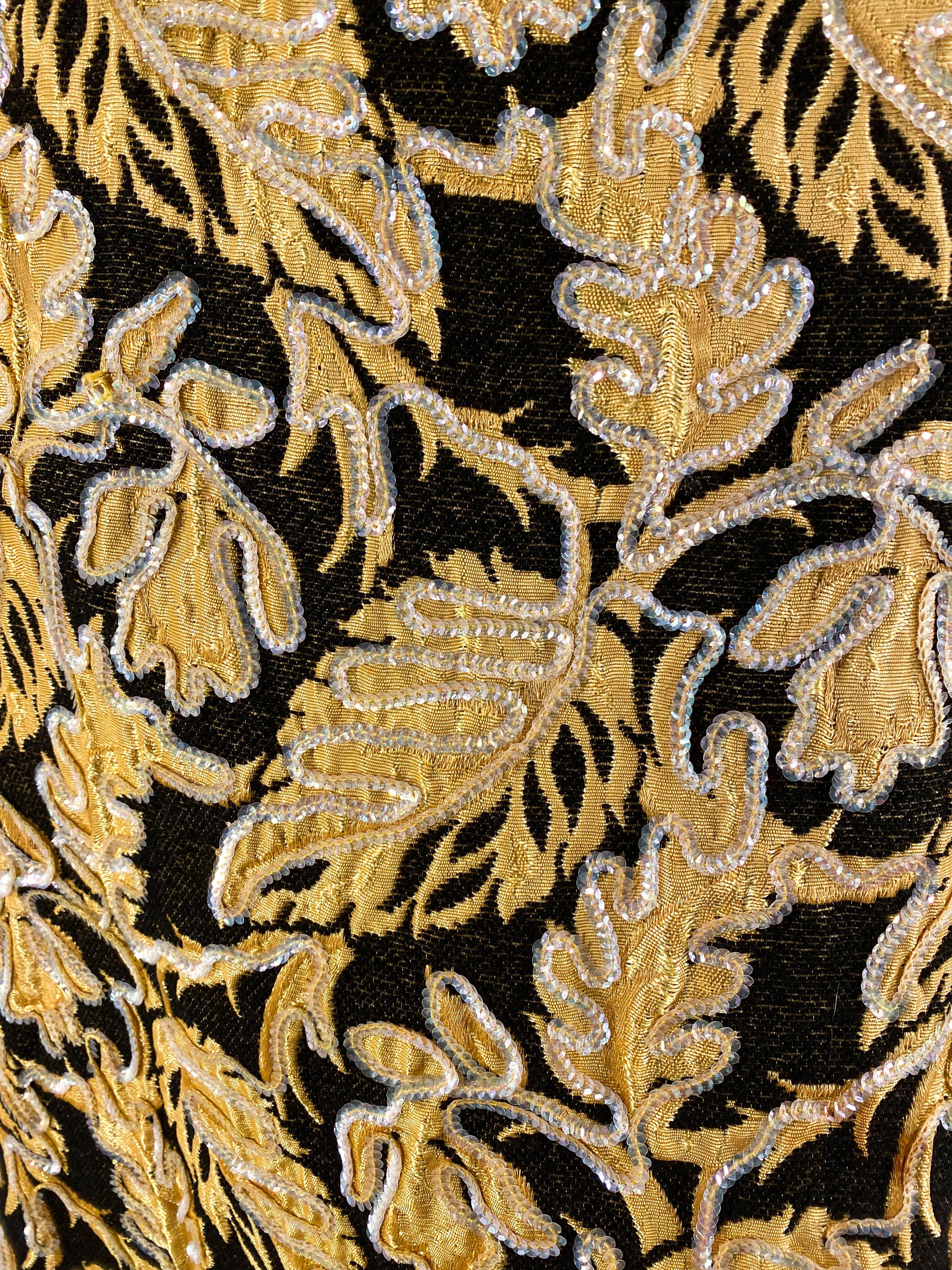 1950s/1960s Gold and Black Low-back Tapestry Gown In Good Condition For Sale In San Francisco, CA