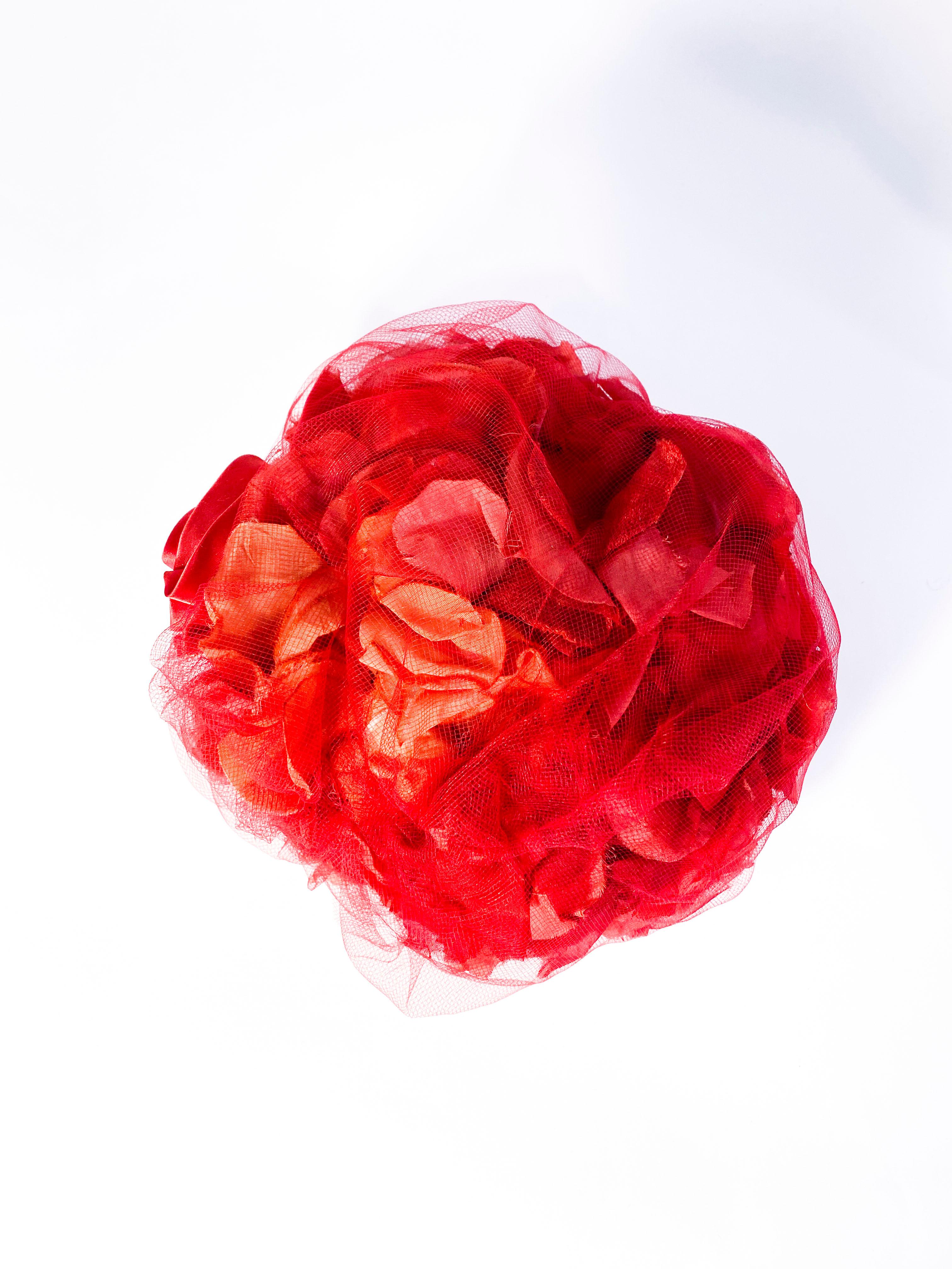 1950s/1960s I. Magnin Red Floral and Tulle Hat In Good Condition In San Francisco, CA
