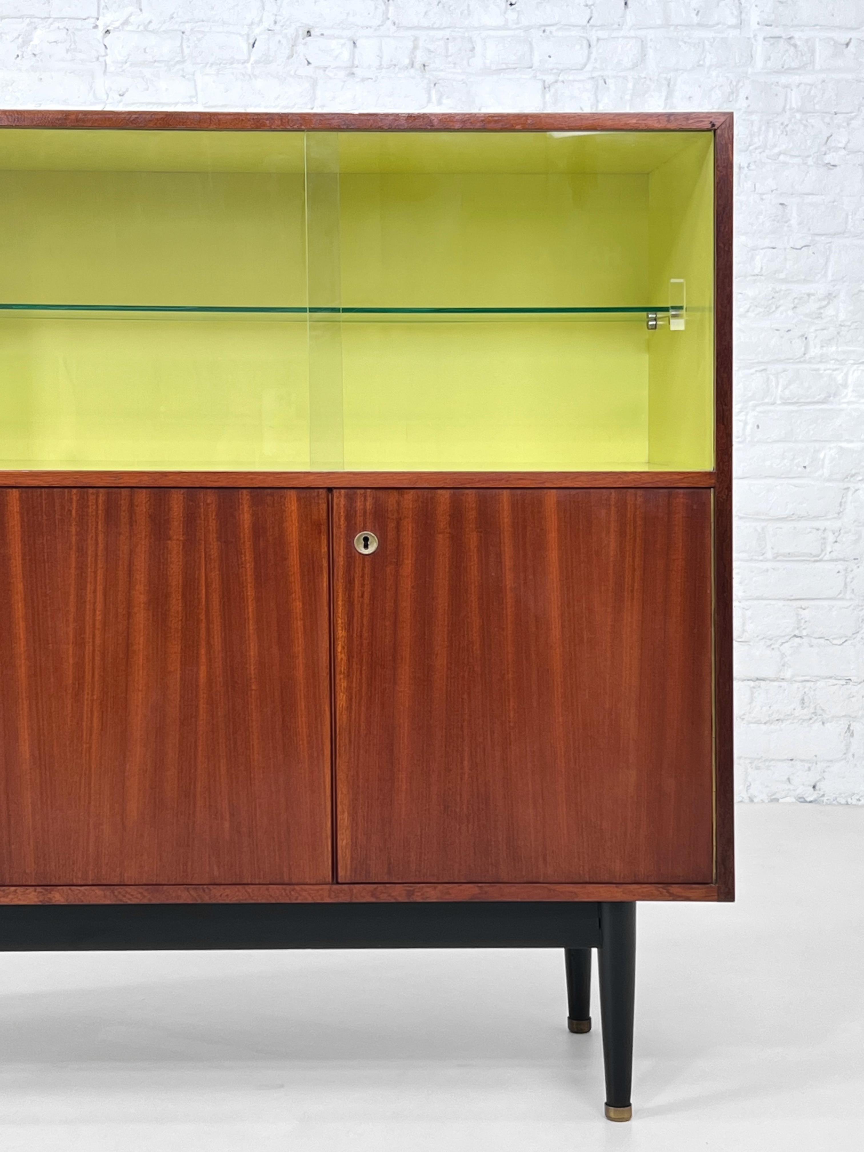 1950s - 1960s Jos De Mey Design/One Modular Sideboard Or Midboard Cabinets Set en vente 1