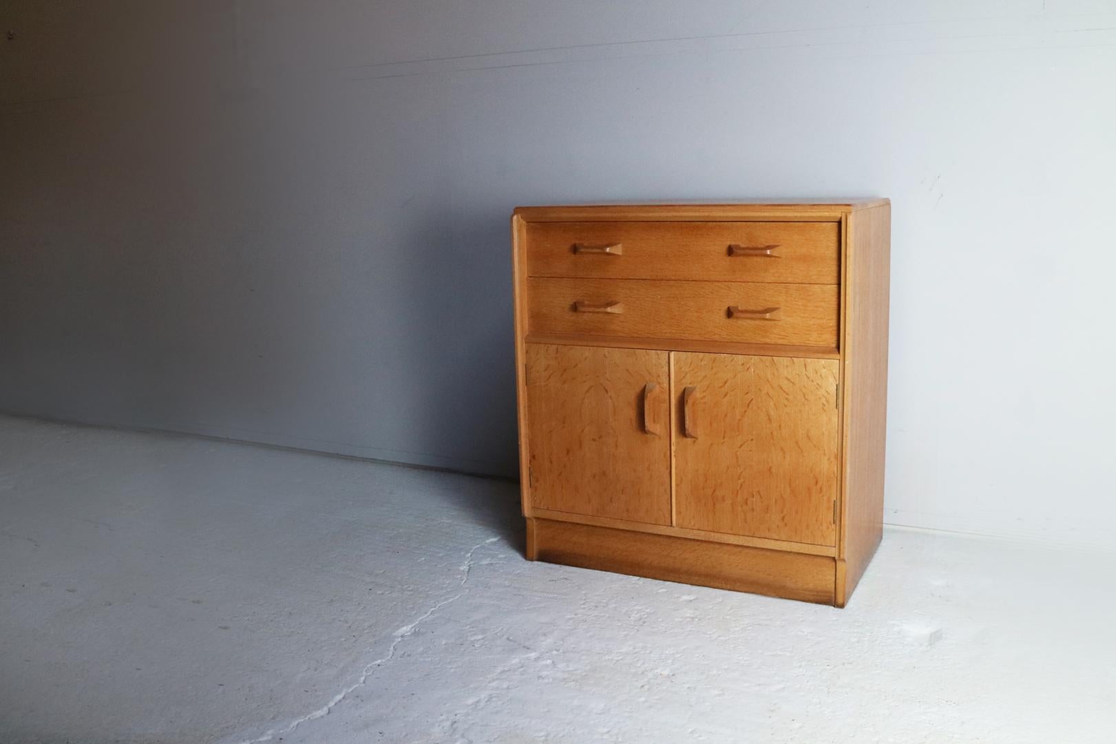 A lovely example of the early G Plan Brandon range. Produced before G Plan started to be influenced by Danish design, it is very English in character. Made with oak with 2 ‘set back’ top drawers which is a feature of this range. In great condition.