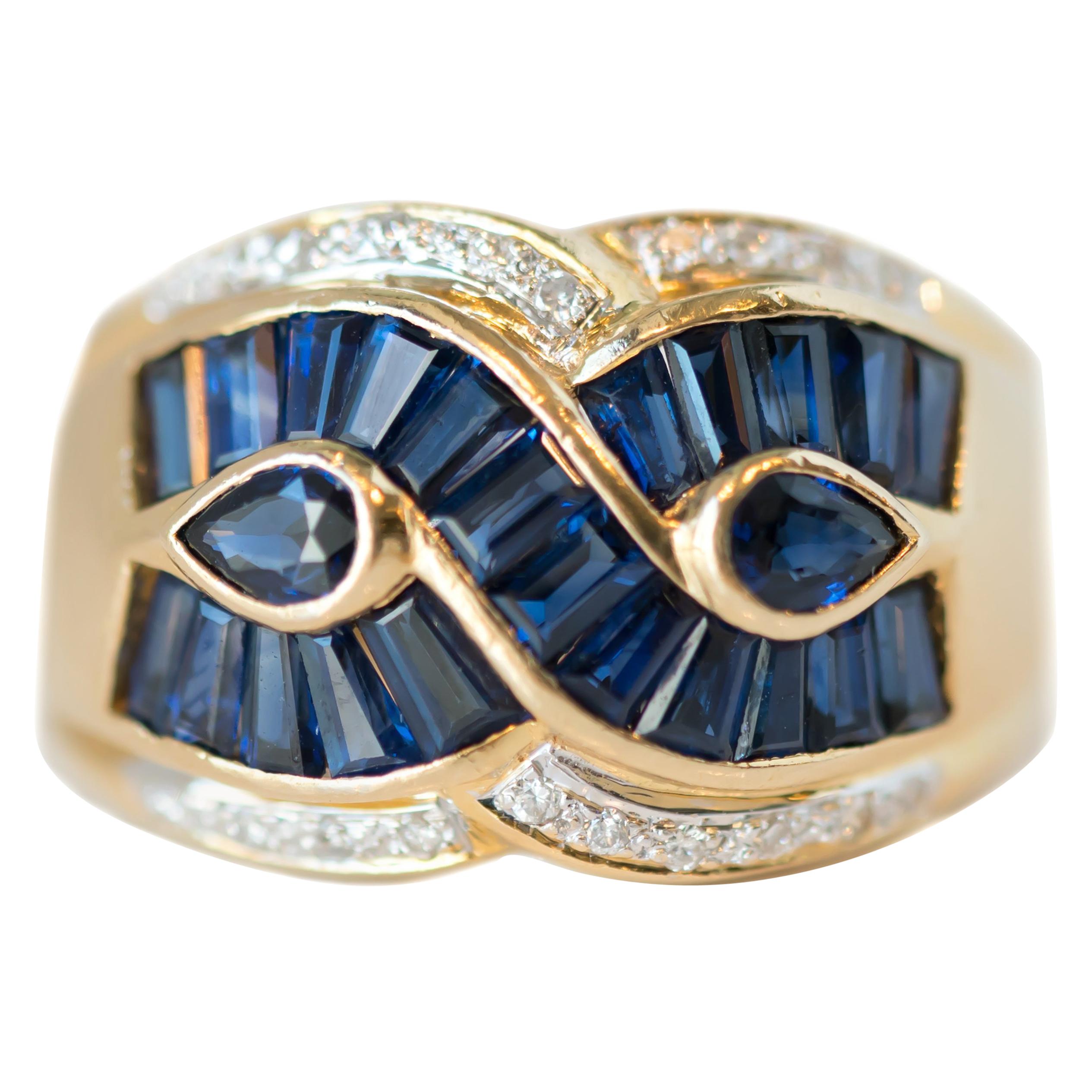1950s 2 Carat Blue Sapphire, Diamond and 18 Karat Yellow Gold Cocktail Ring For Sale