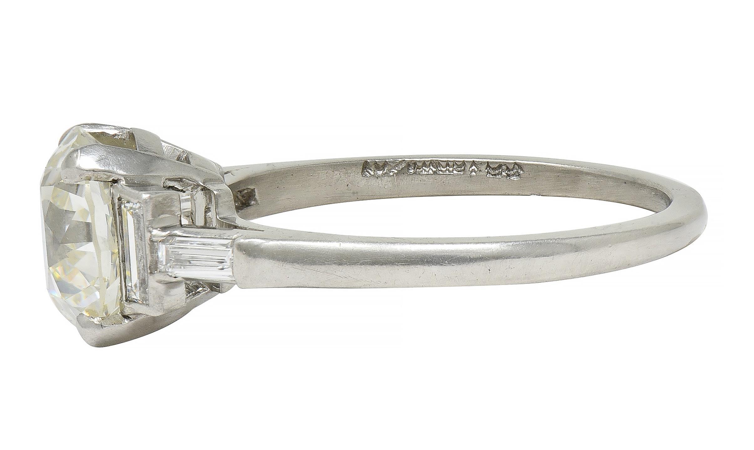 Donna Anello di fidanzamento vintage con diamante europeo antico da 2,25 CTW e cinque pietre in platino del 1950 in vendita