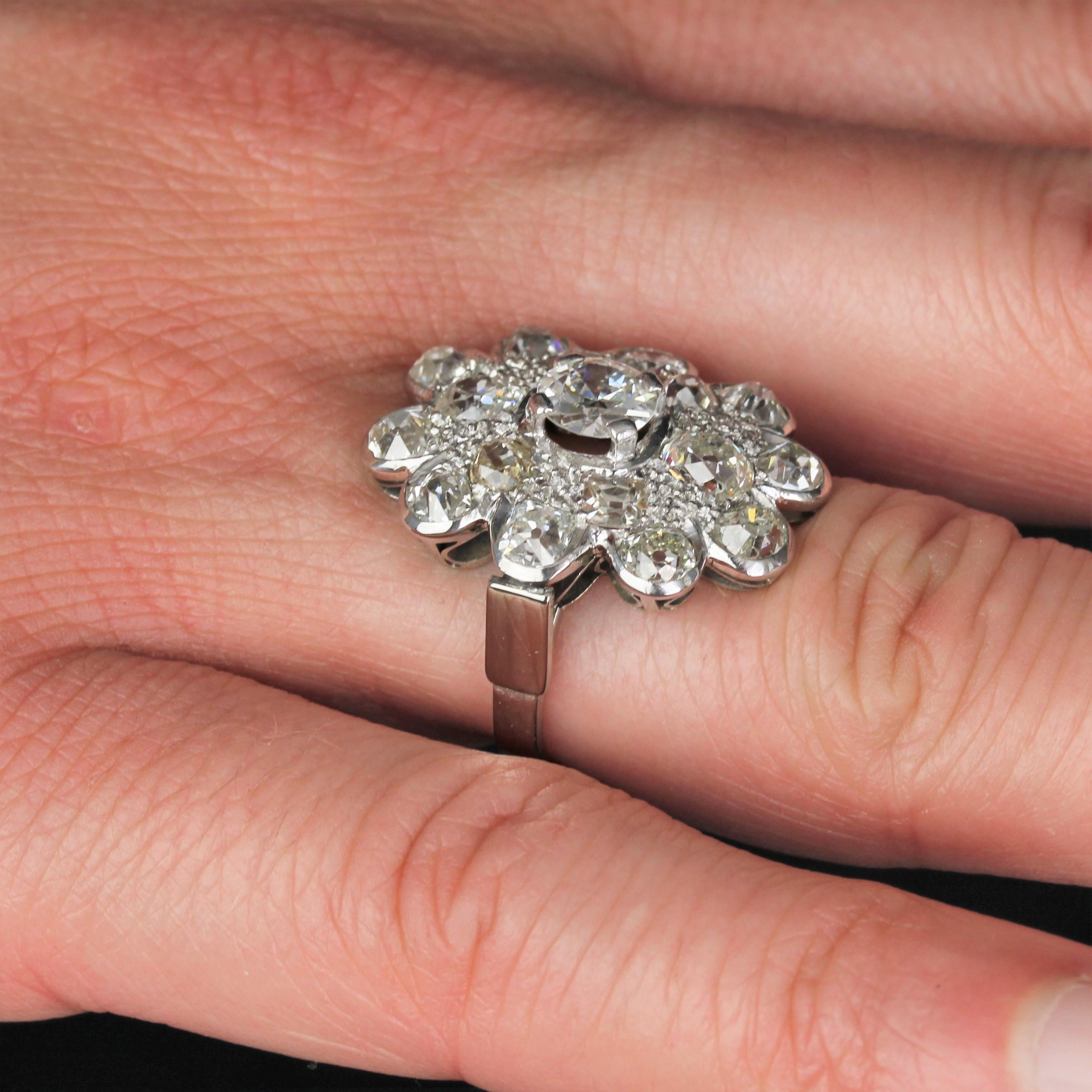 1950s 2.65 Carat Diamonds 18 Karat White Gold Flower Ring For Sale 5