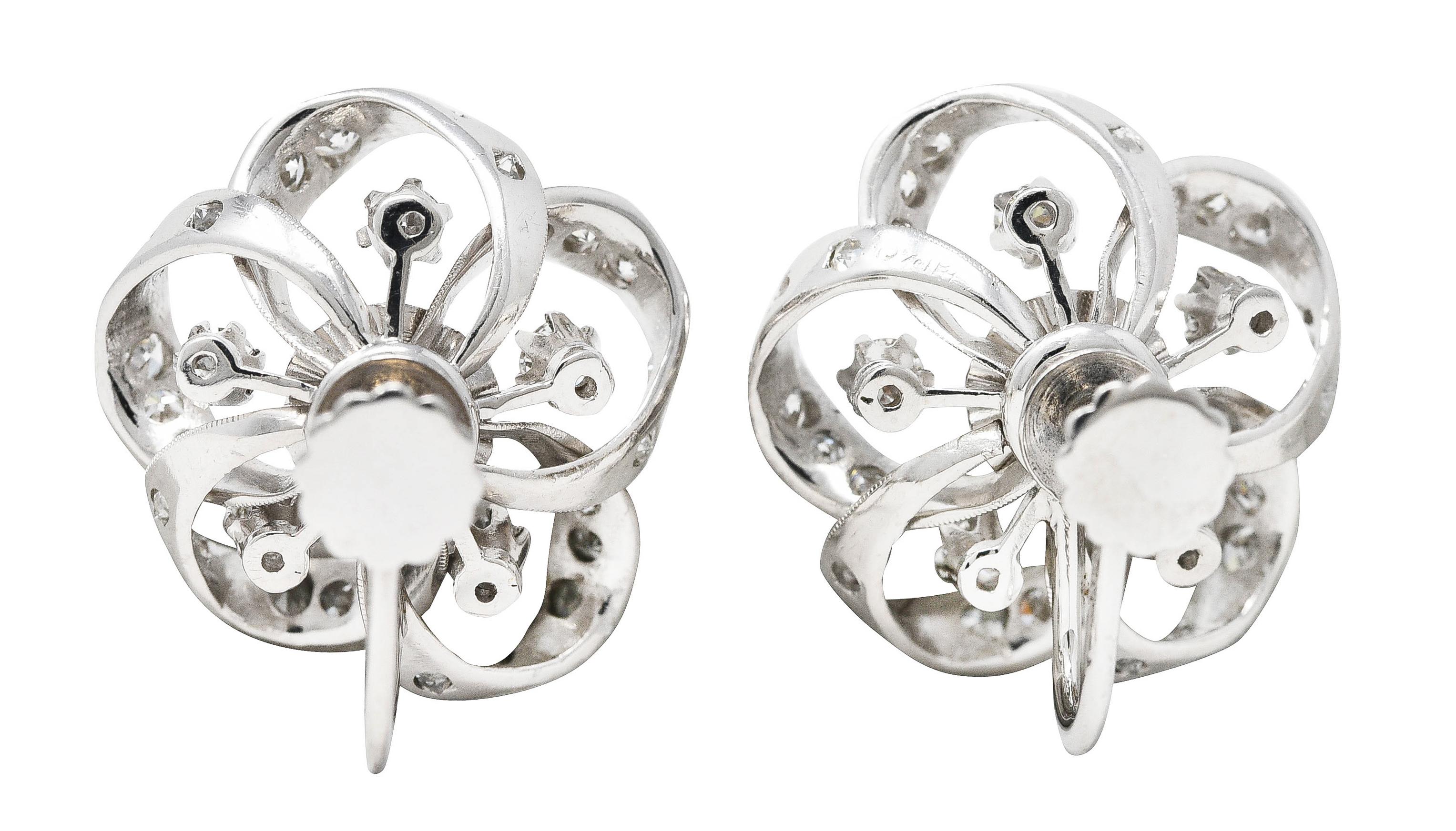 Pendientes de lazo radial de diamantes europeos antiguos de 2,90 quilates de los años 50, en platino Corte europeo antiguo