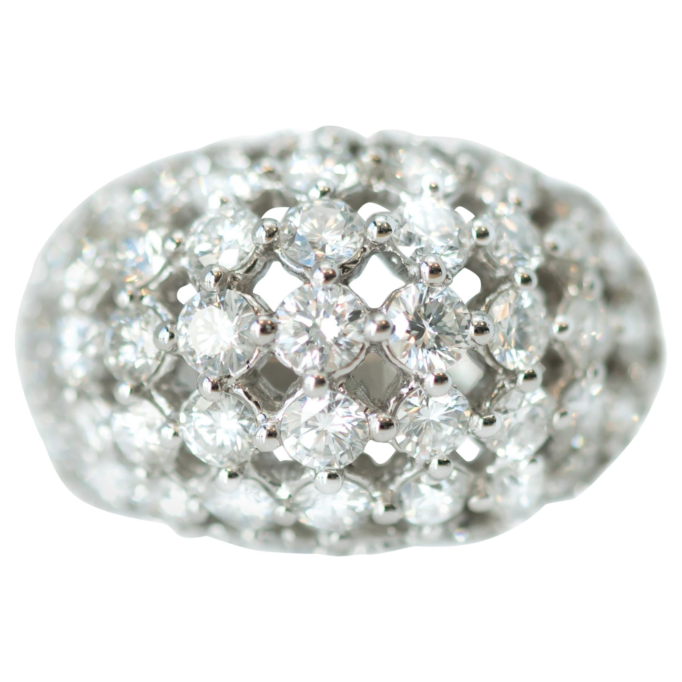 1950s 2.94 Carat Diamond and 18 Karat White Gold Dome Ring For Sale