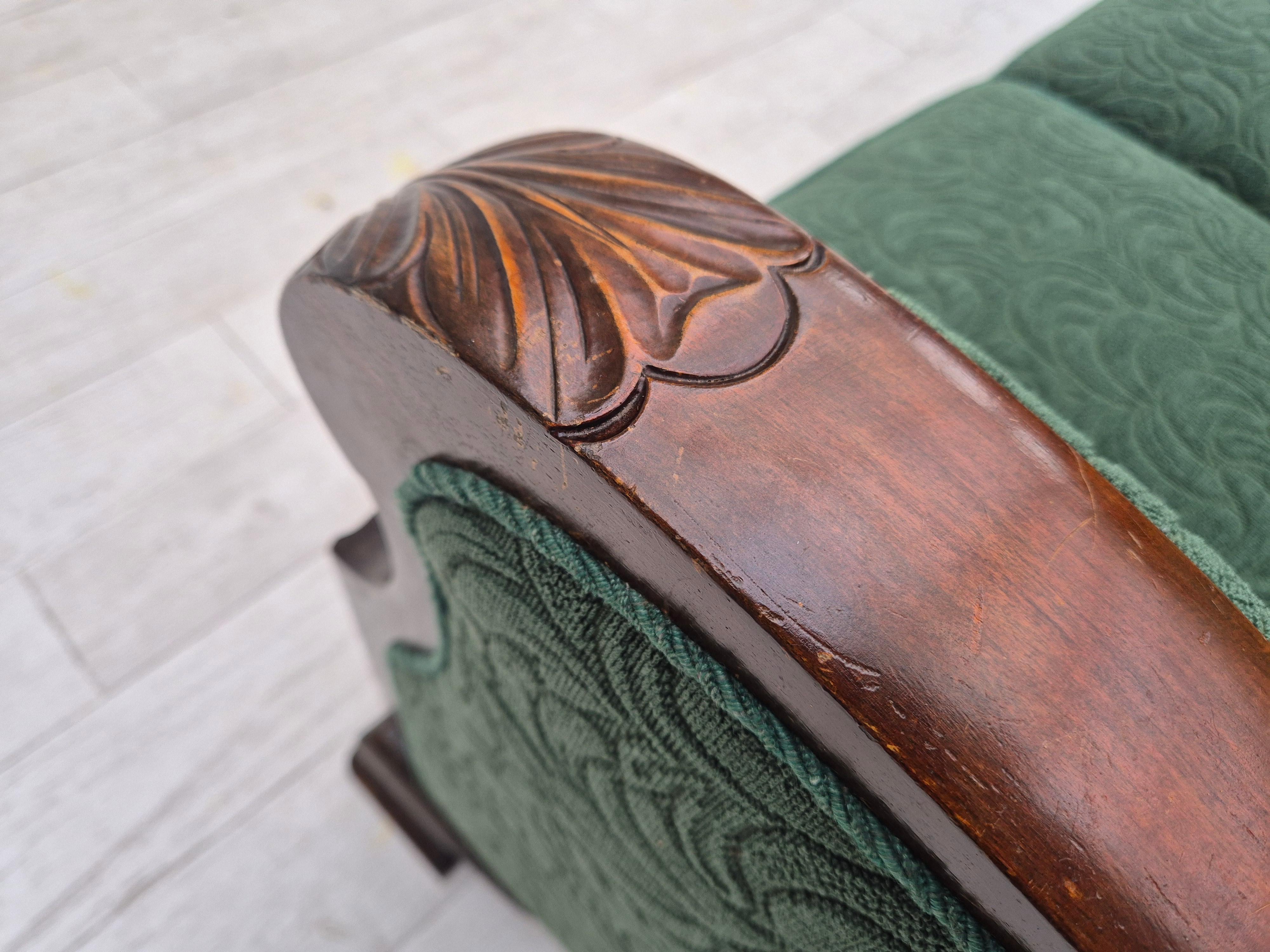 1950er Jahre, 3-sitziges Sofa, grüne Möbelmischung Wolle, Buchenholz. im Angebot 12