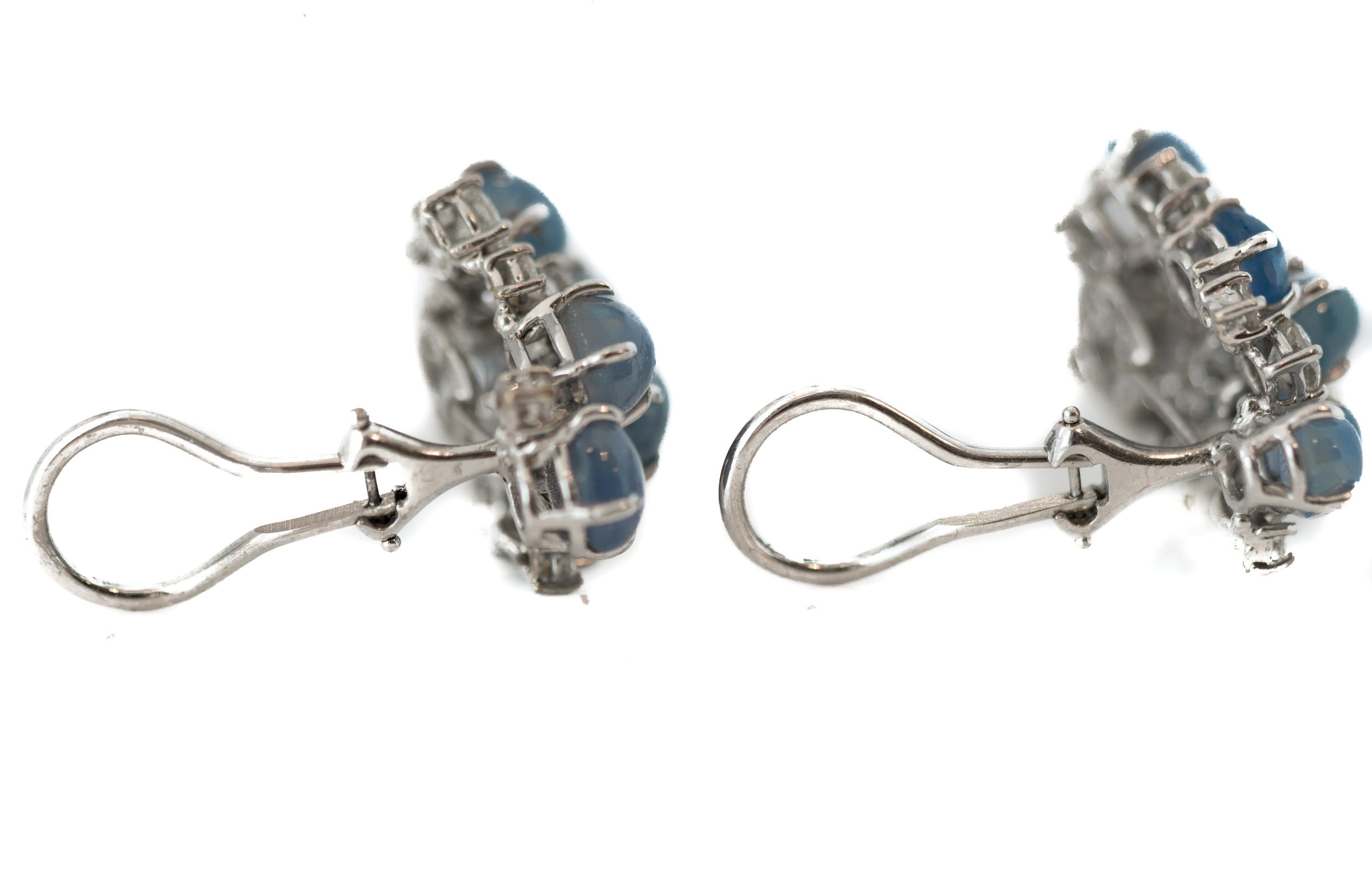1950er Jahre 3,5 Karat insgesamt Diamant und Saphir Clip-On Ohrringe für nicht durchstochene Ohren im Zustand „Gut“ im Angebot in Atlanta, GA