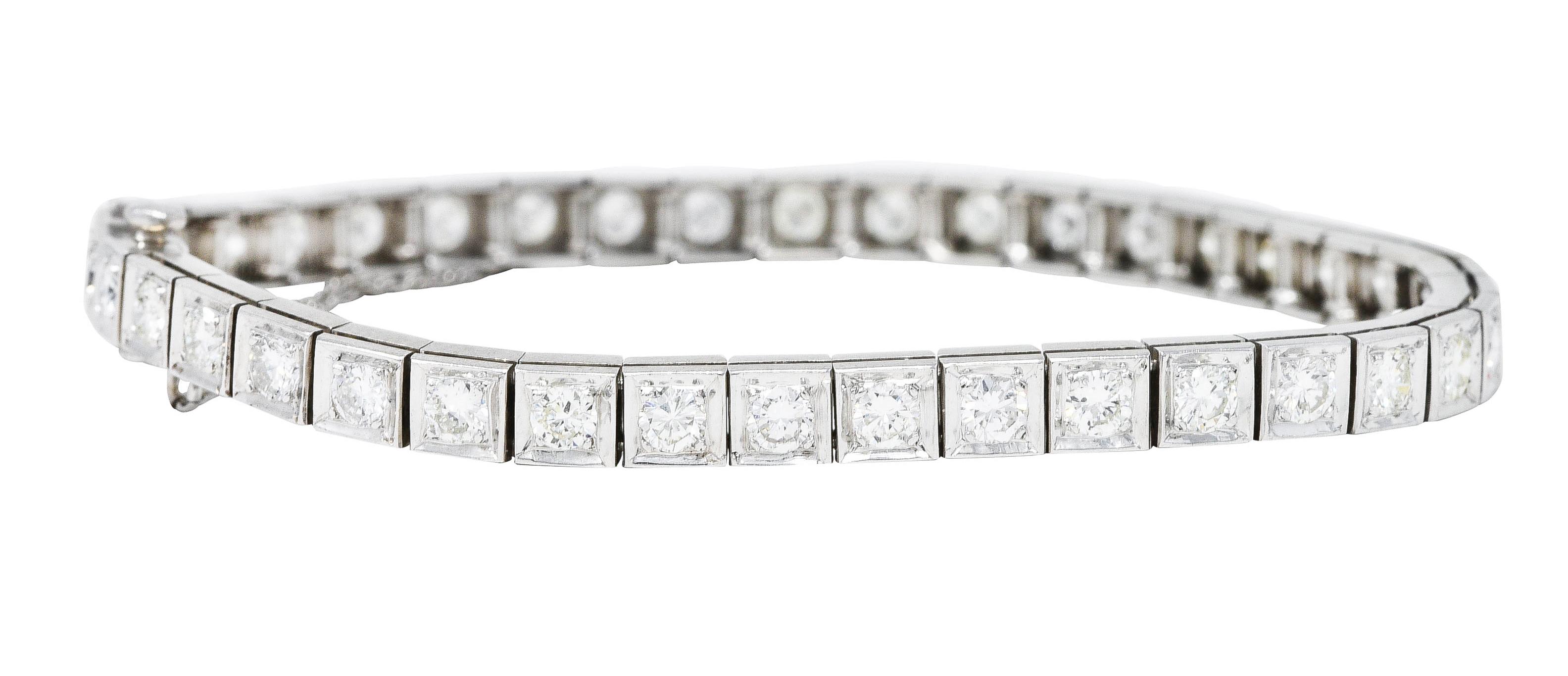 1950er Jahre, 4,00 Karat 14 Karat Weißgold Line Armband im Zustand „Hervorragend“ in Philadelphia, PA