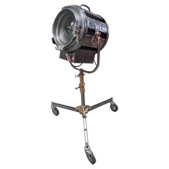 1950 410 2K Mole Richardson Vintage Hollywood Movie Light Piccolo