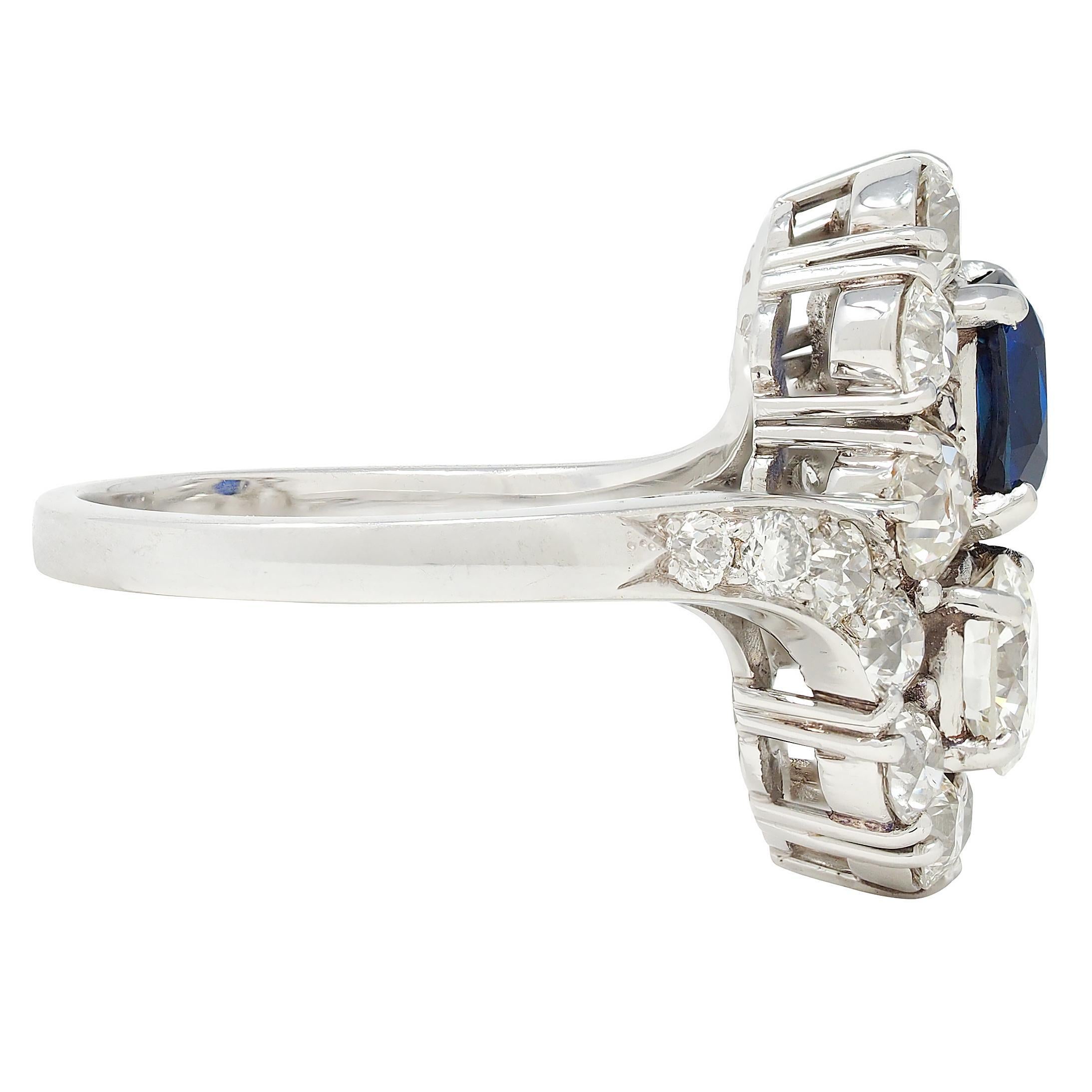 1950's 4.45 CTW No Heat Sapphire Diamond Platinum Vintage Toi-Et-Moi Ring AGL In Excellent Condition For Sale In Philadelphia, PA