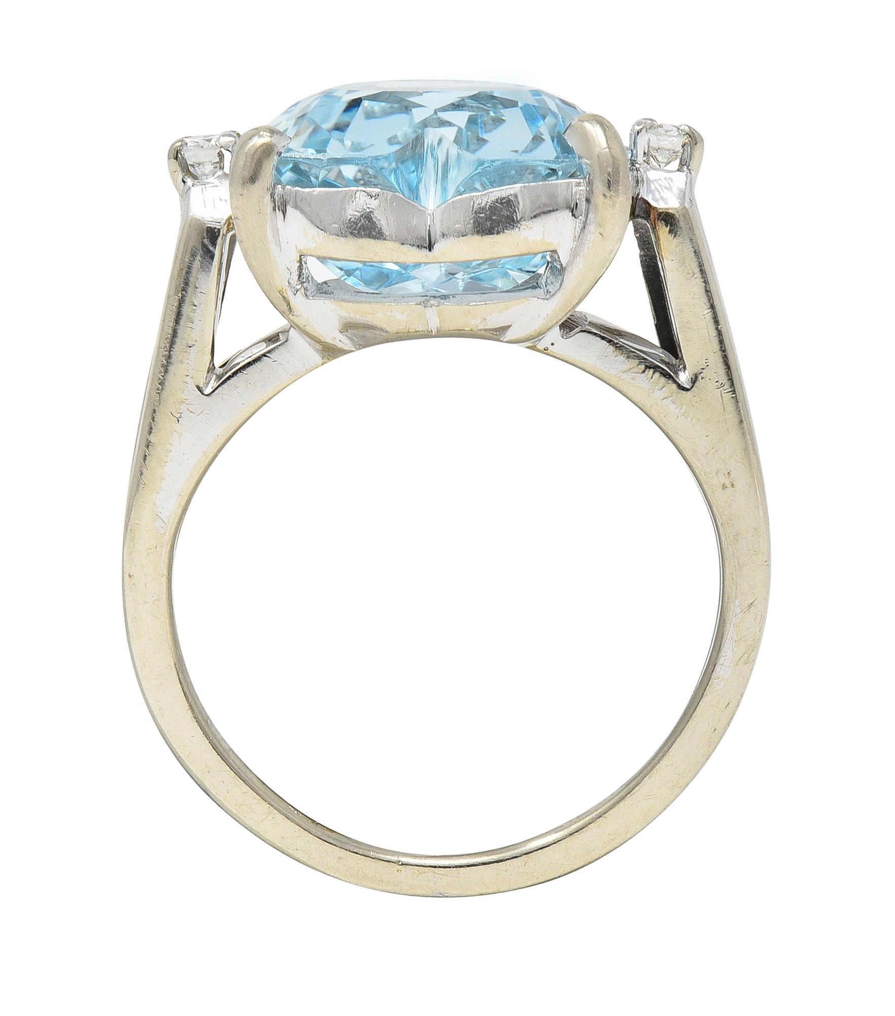 1950er Jahre Herz-Dreisteinring aus 14 Karat Weißgold mit 4,80 Karat Aquamarin und Diamant 5