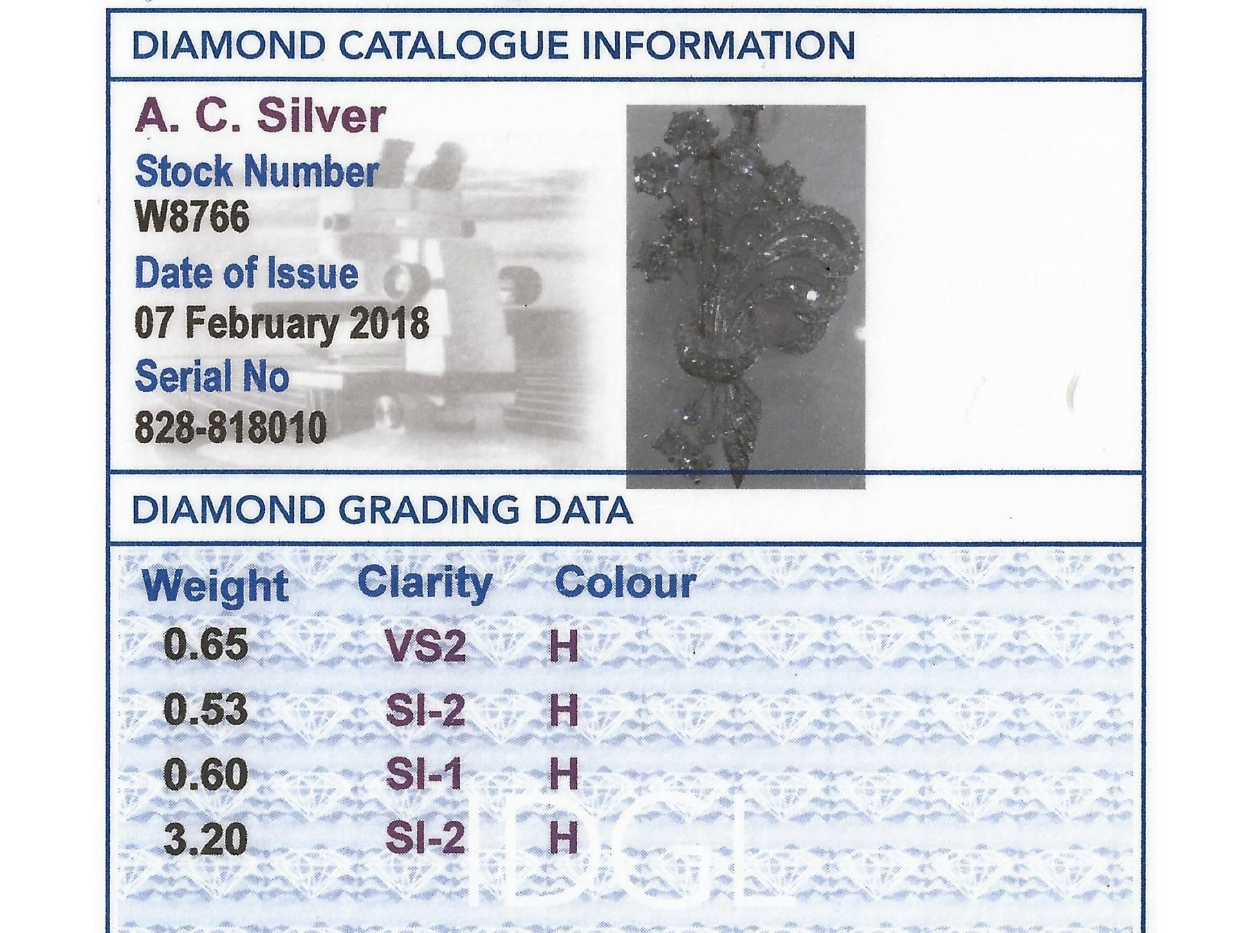 1950s 4.98 Carat Diamond and Platinum Flower Spray Brooch / Pendant 4