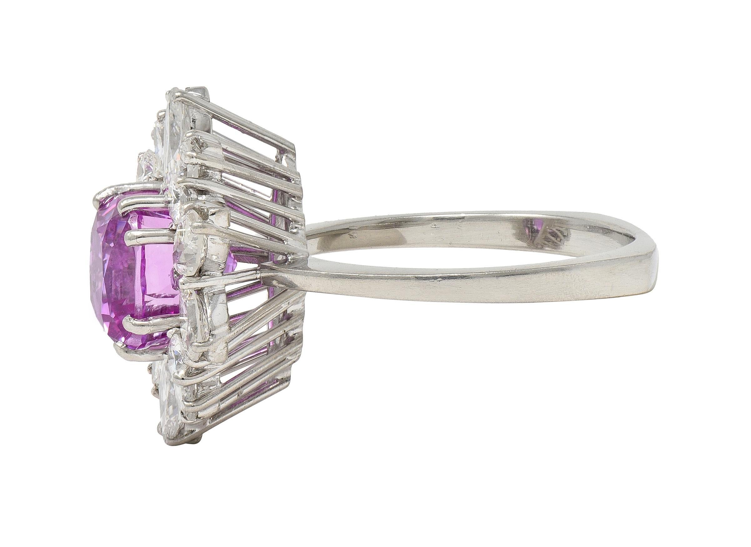 Anello a grappolo vintage in platino con zaffiro rosa di Ceylon da 5,44 CTW del 1950, GIA in vendita 1
