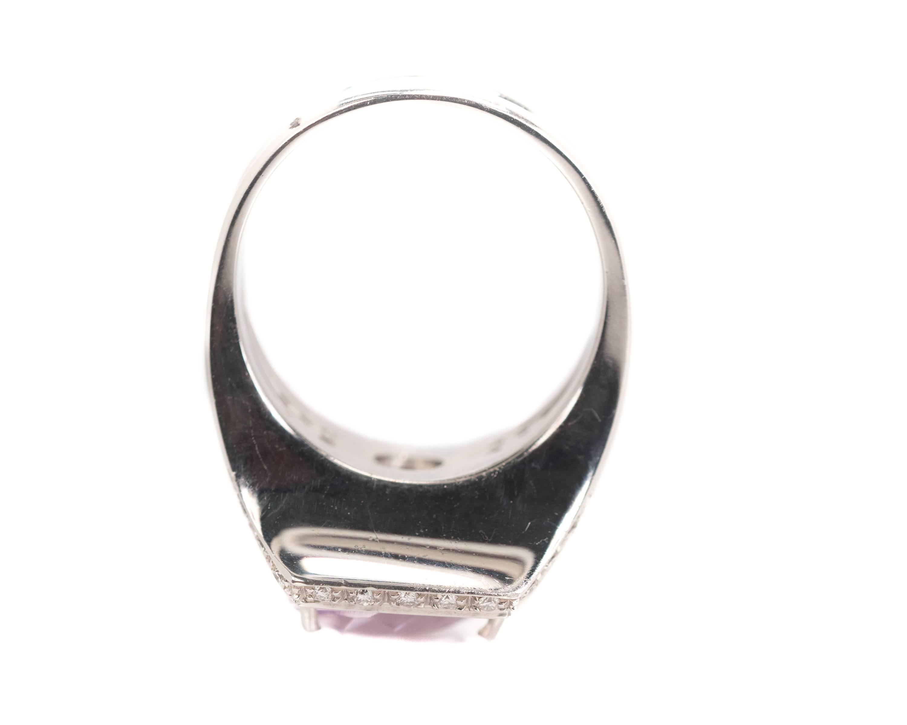 1950s 5.5 Carat Kunzite and 0.60 Carat Diamond 18 Karat White Gold Ring In Good Condition In Atlanta, GA