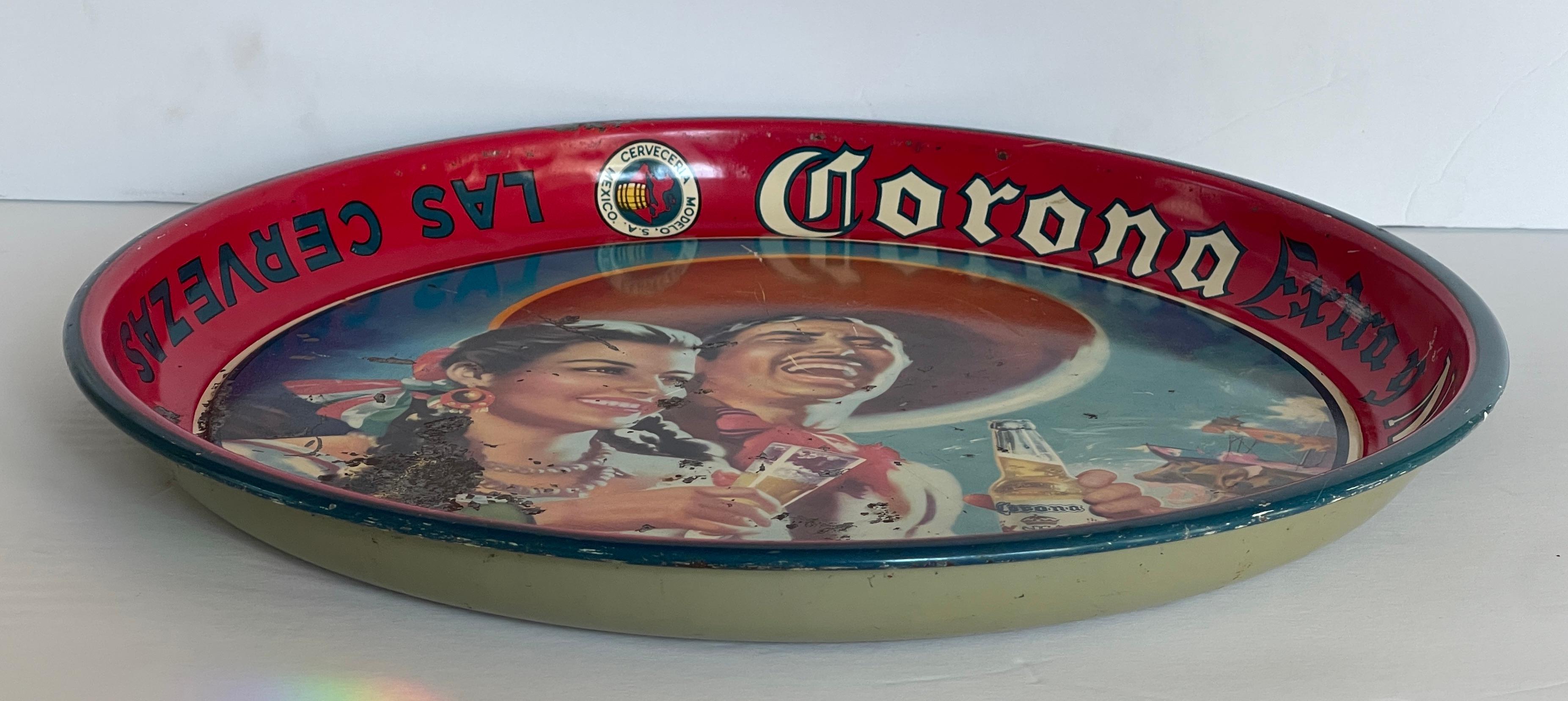 Plateau publicitaire en fer-blanc pour la bière Corona Negra Modelo du Mexique des années 1950-60 en vente 4