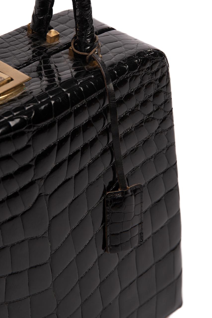 Women's or Men's 1950s/60s ELIZABETH ARDEN Black Crocodile Pattern Leather Vanity Case or Handbag