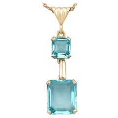 1950s 8.22 Carat Aquamarine and Yellow Gold Pendant