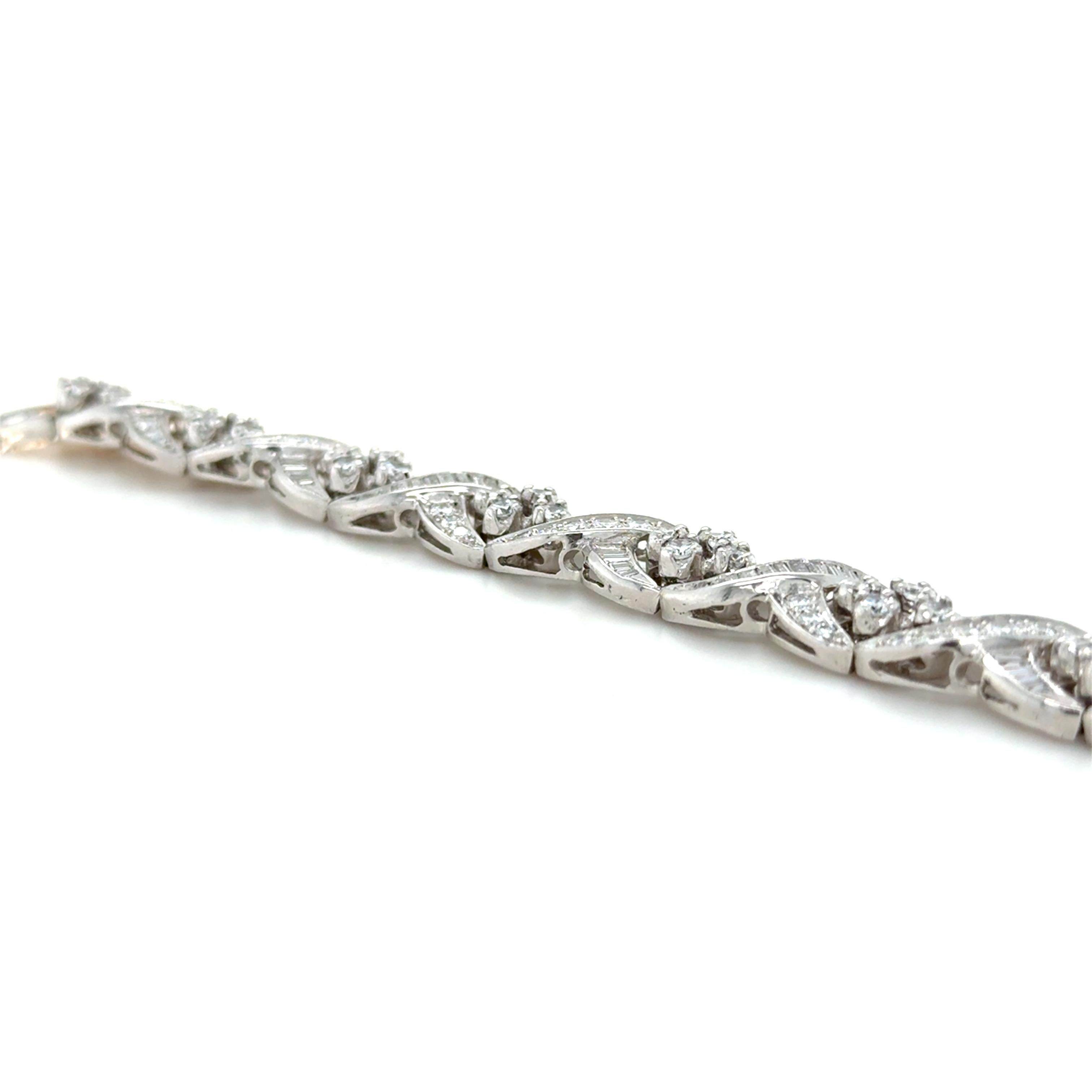 Taille brillant Bracelet en diamant de 8,50 carats, années 1950 en vente