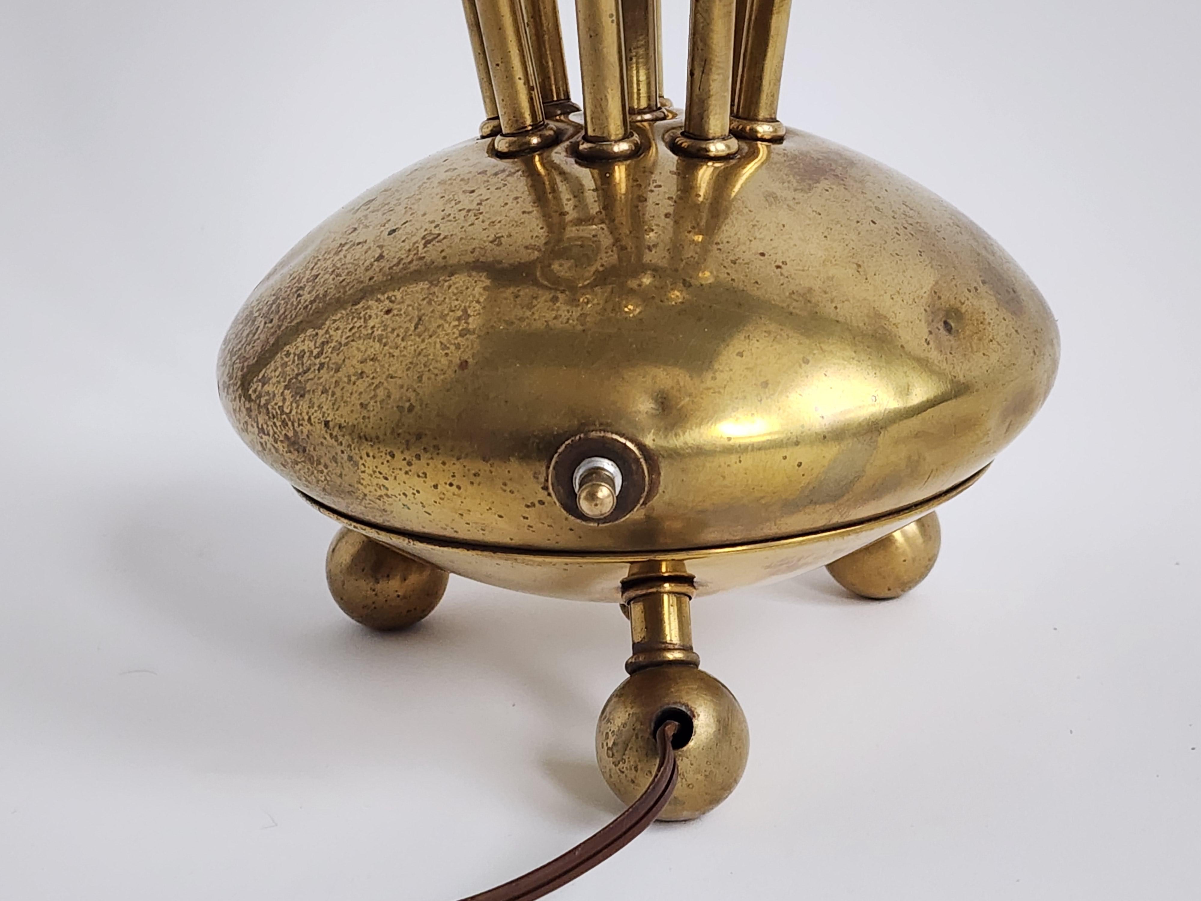 1950s All Brass Sputnik Table Lamp by Majestic Lamp Corp , USA  For Sale 7