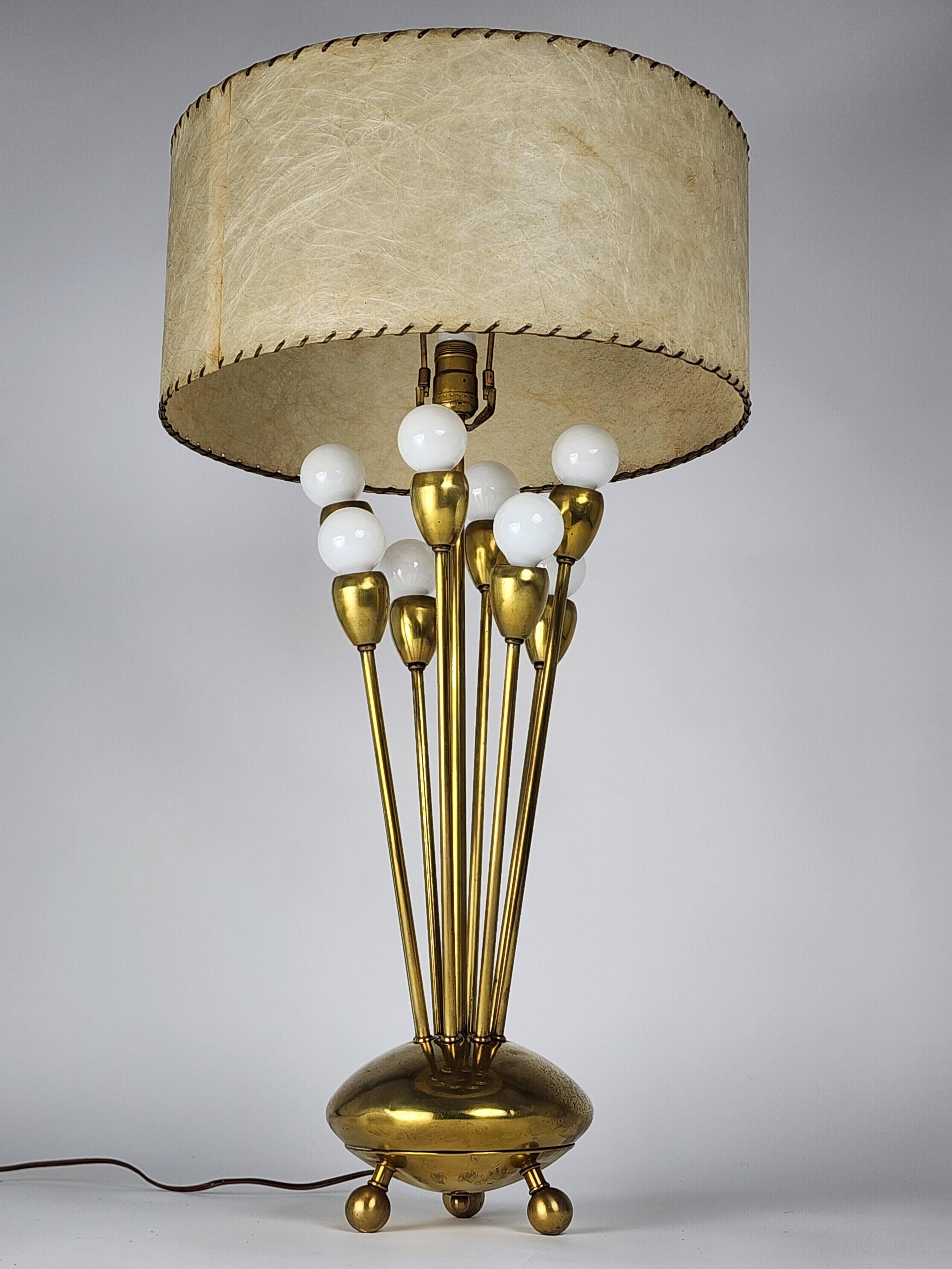 Américain Lampe de table Sputnik en laiton des années 1950 par Majestic Lamp Corp , USA  en vente