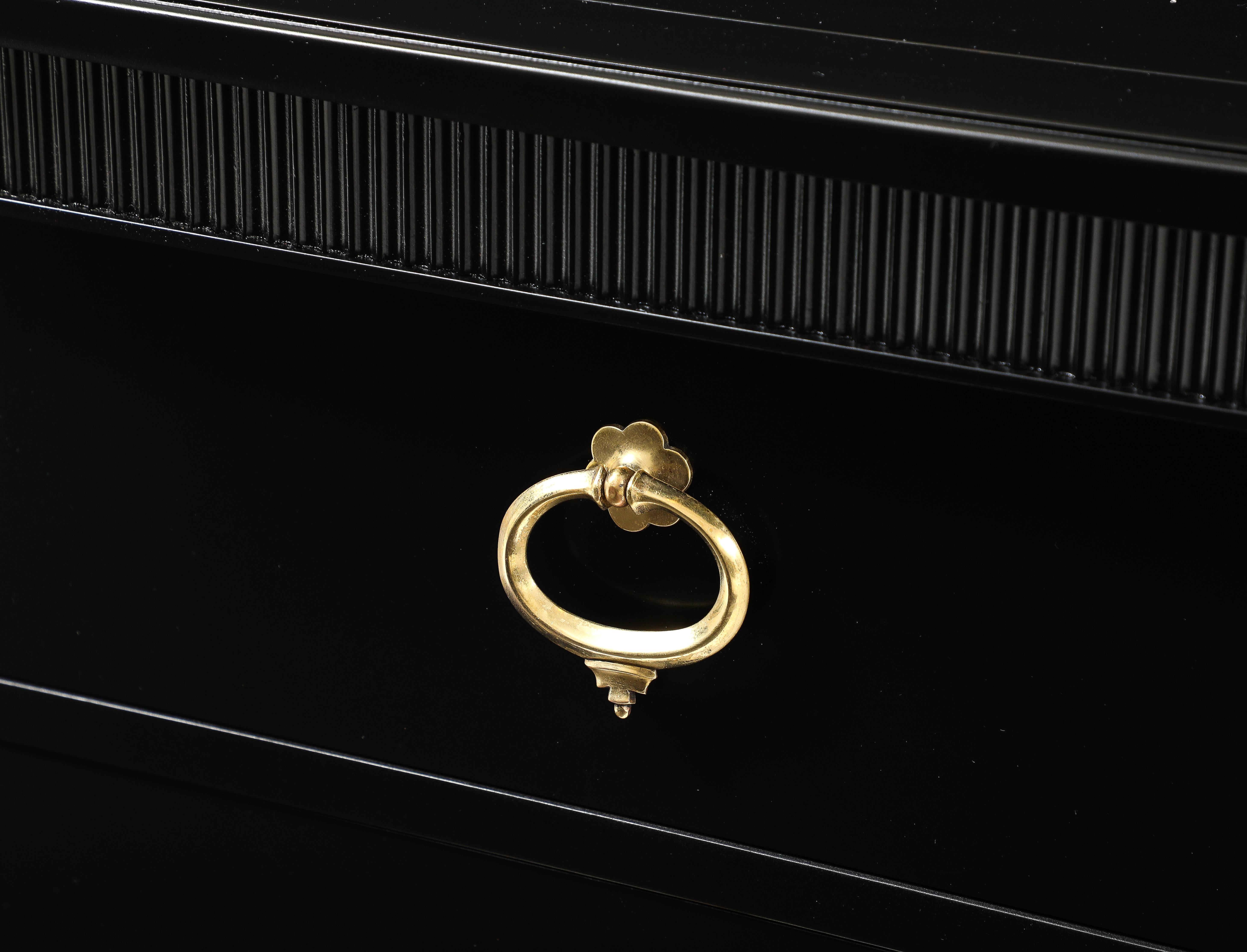 1950's 9 Drawer Black Lacquer Dresser By Baker In Good Condition For Sale In New York, NY