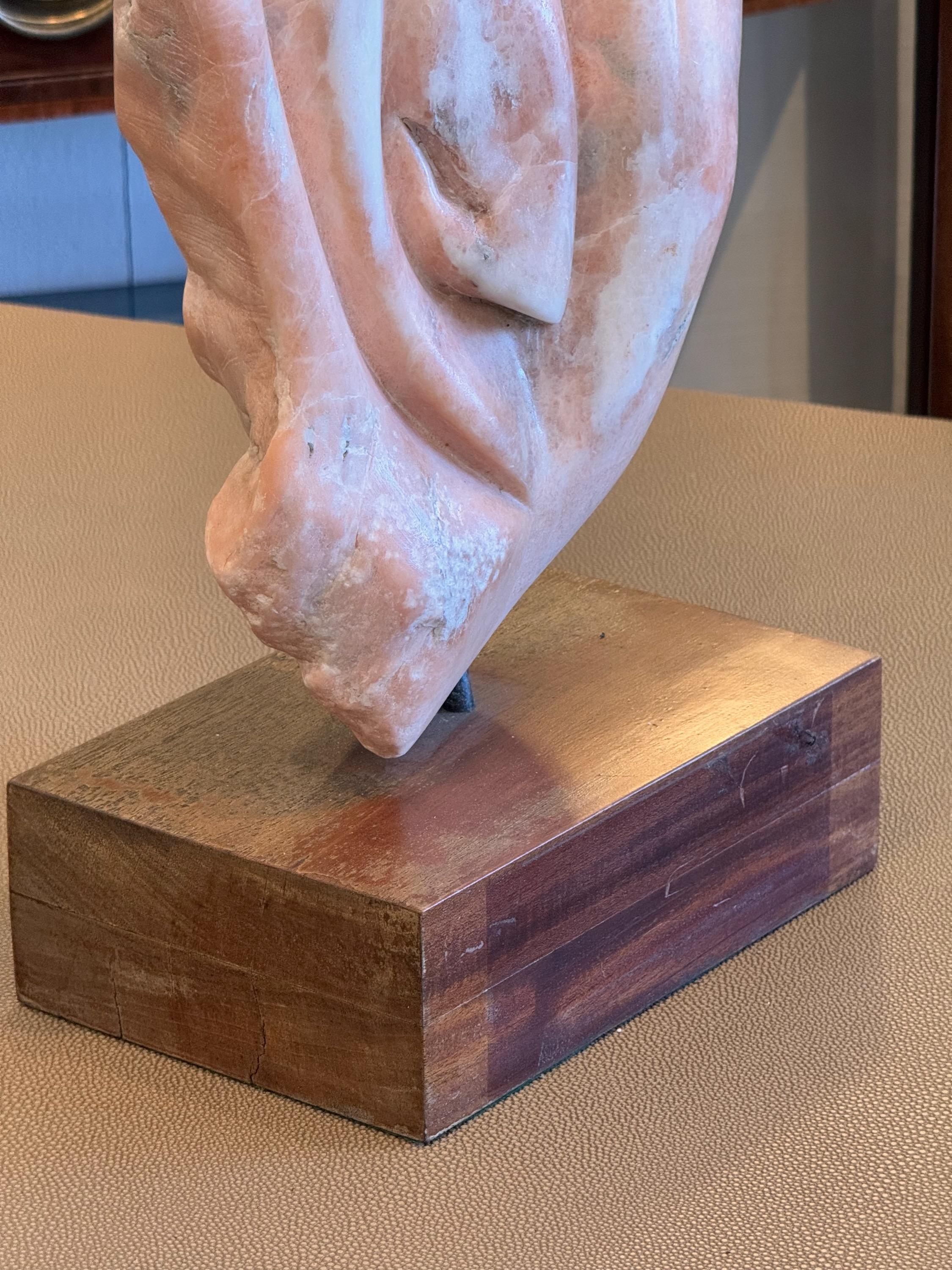 Sculpture abstraite en marbre des années 1950 Bon état - En vente à Charlottesville, VA