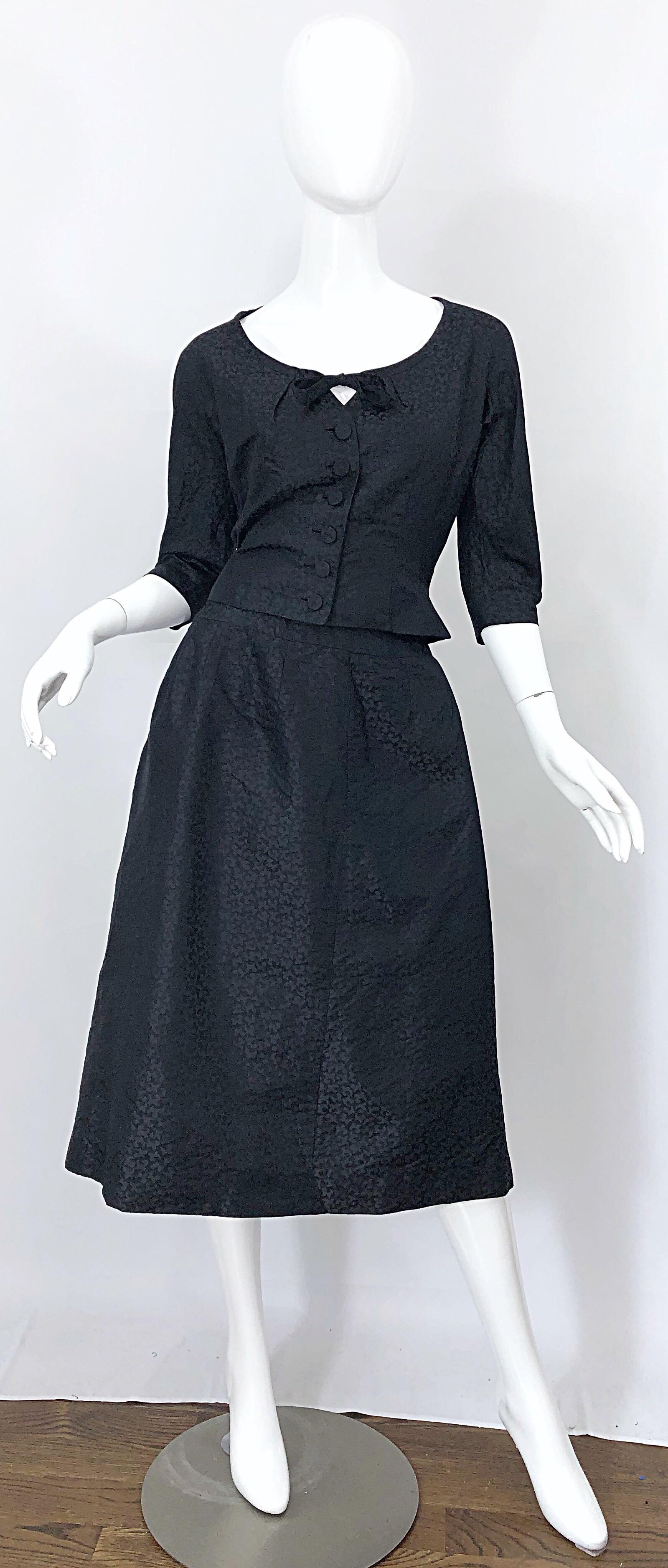 1950s Adele Simpson Black Silk Two Piece Fit n' Flare Vintage 50s Dress Set Suit For Sale 3