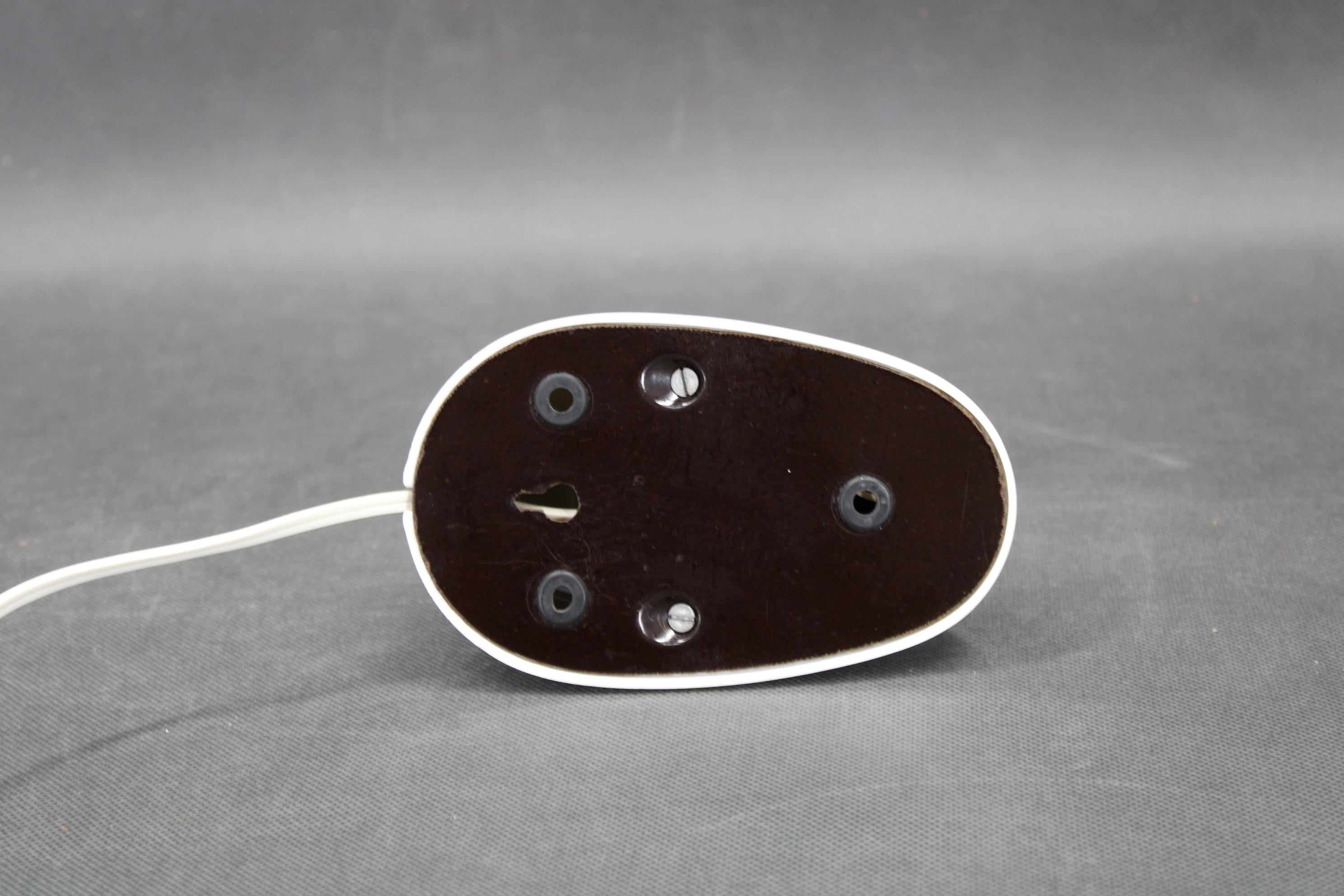 1950s Adjustable Bakelite Table Lamp, Czechoslovakia For Sale 5