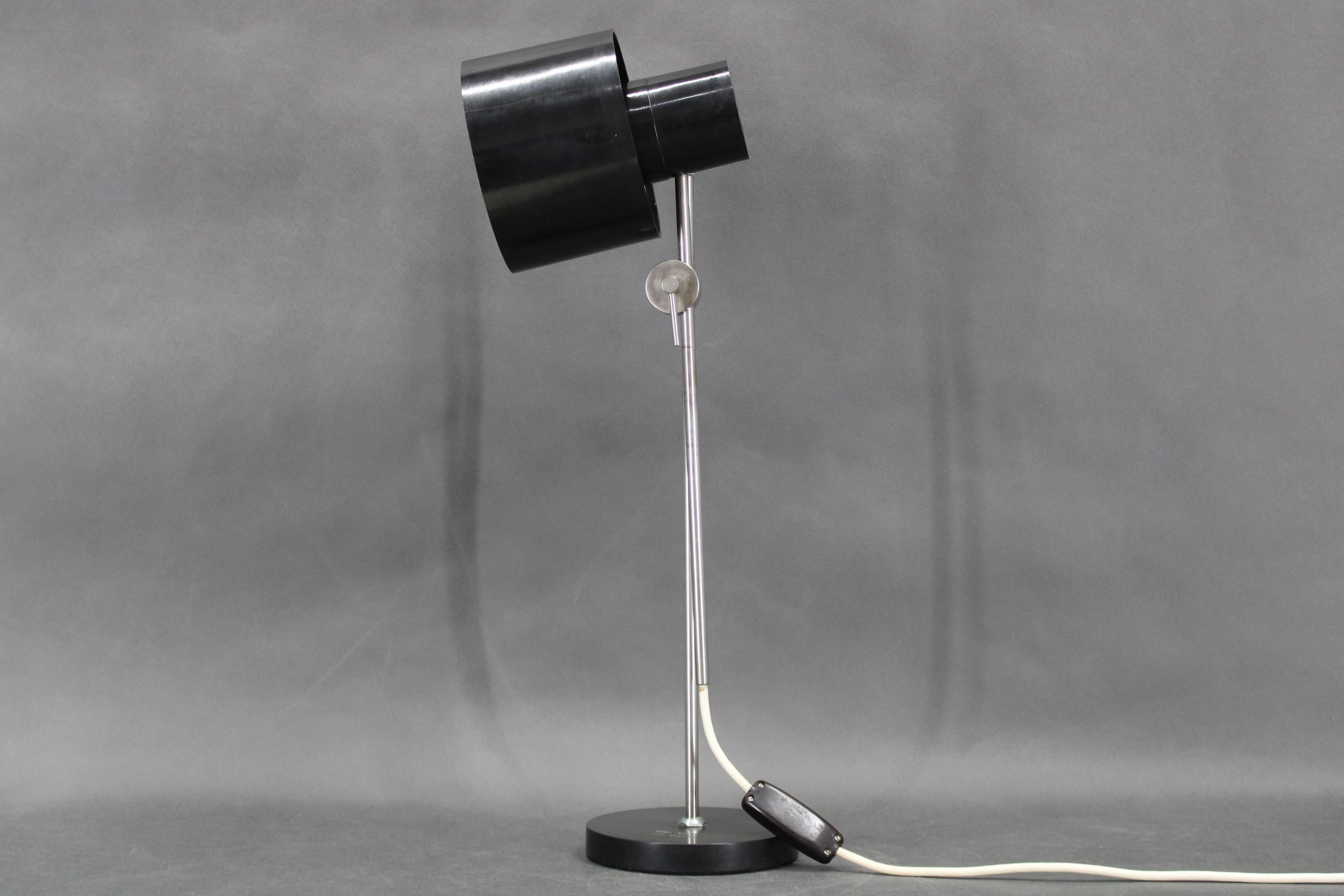 Tchèque 1950s Adjustable Bakelite Table Lamp, Czechoslovakia en vente