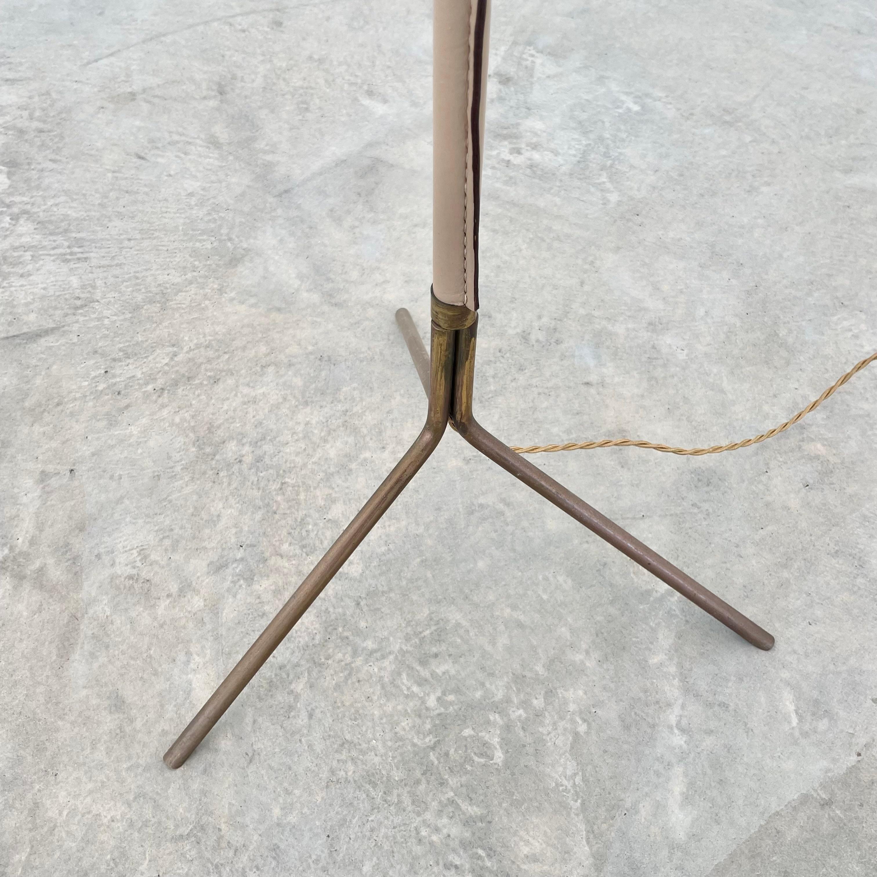 1950s Adjustable Leather Floor Lamp in the Style of Jacques Adnet For Sale 4