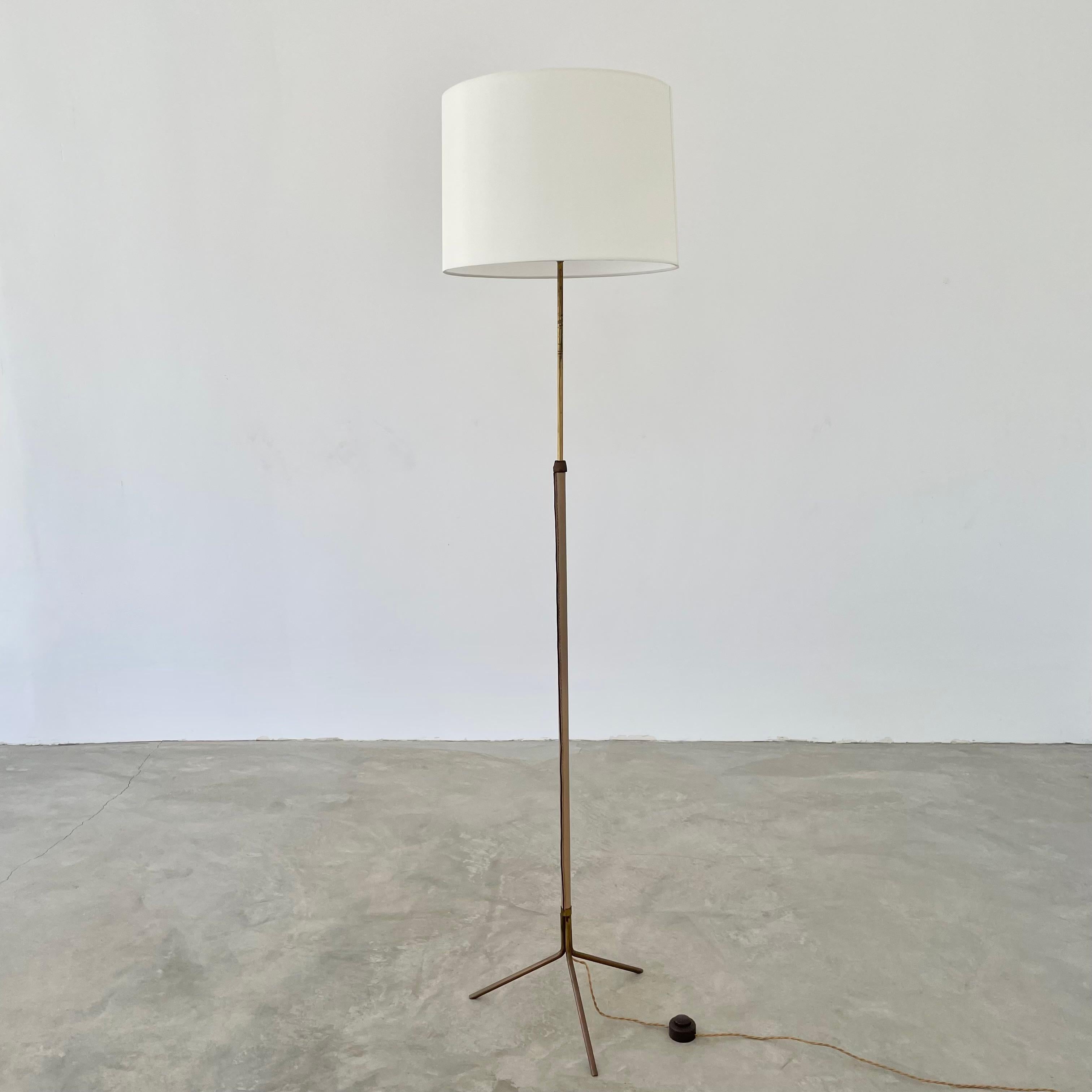 1950s Adjustable Leather Floor Lamp in the Style of Jacques Adnet For Sale 1