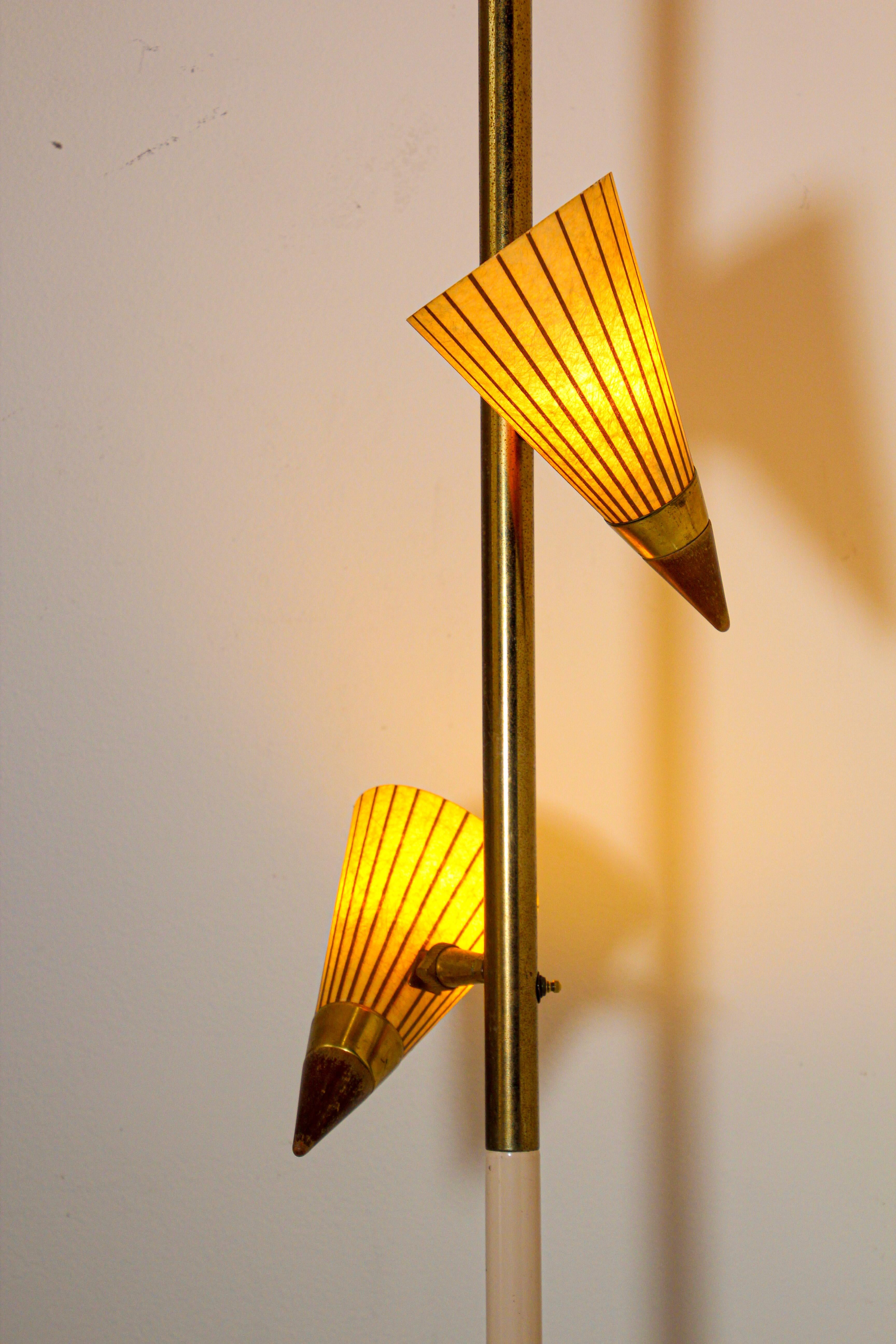 1950s Adjustable Vintage Three Shades Extension Pole Lamp by Gerald Thurston 6
