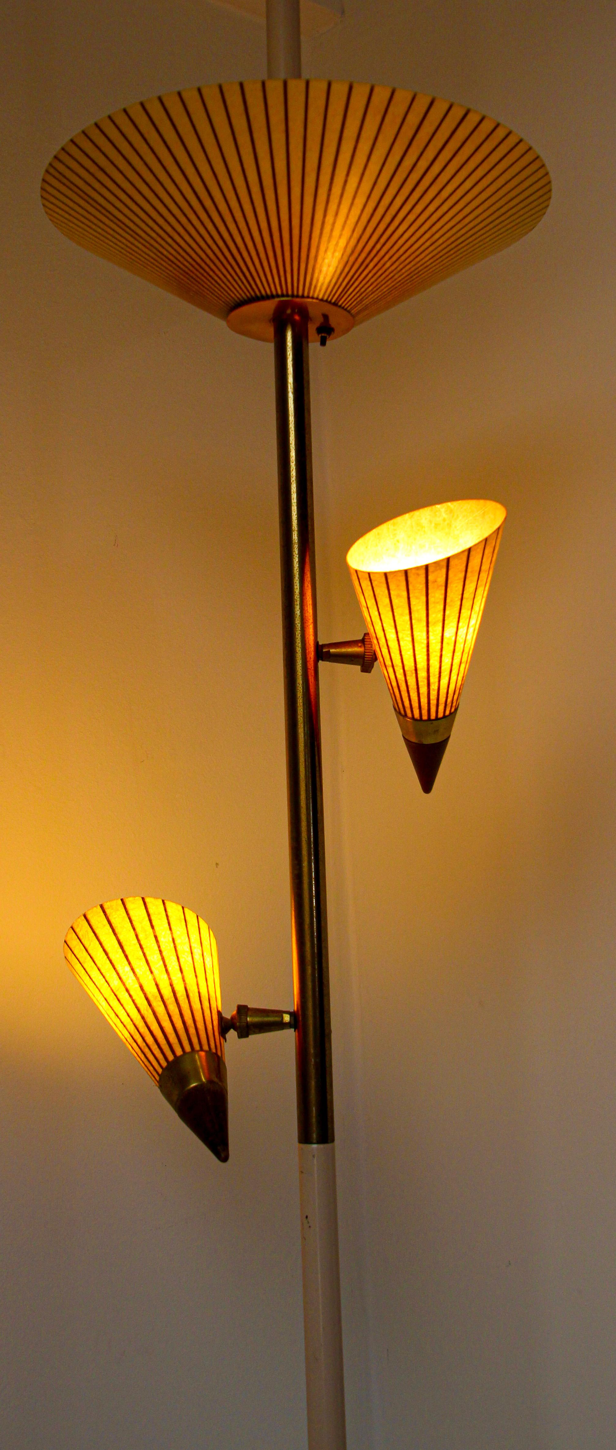 1950s Adjustable Vintage Three Shades Extension Pole Lamp by Gerald Thurston 9