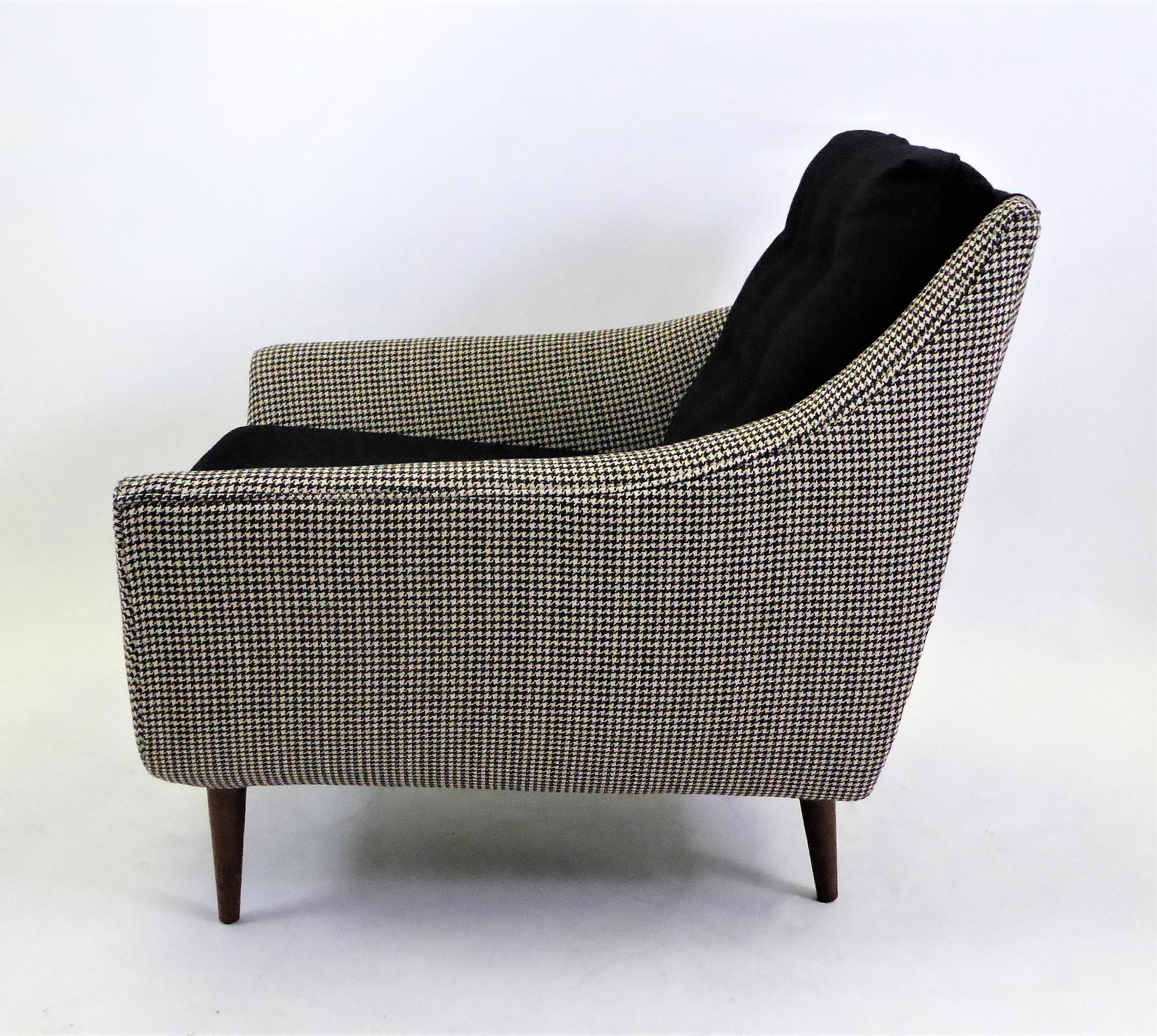 1950s Adrian Pearsall Lounge Armchair in Houndstooth In Good Condition In Miami, FL