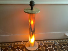 Lámpara de pie vintage con columna de alabastro de los años 50