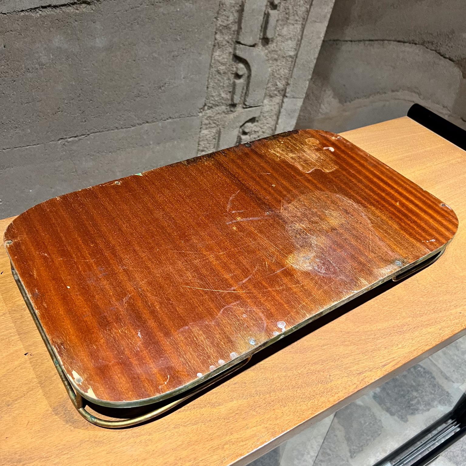 Ottone Vassoio da portata Greene & Greene di Aldo Tura del 1950 in pelle di capra laccata Milano in vendita