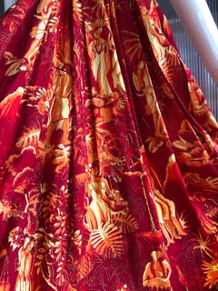 Vestido de verano de algodón rojo, naranja y amarillo de los años 50 de Alfred Shaheen con estampado Tiki