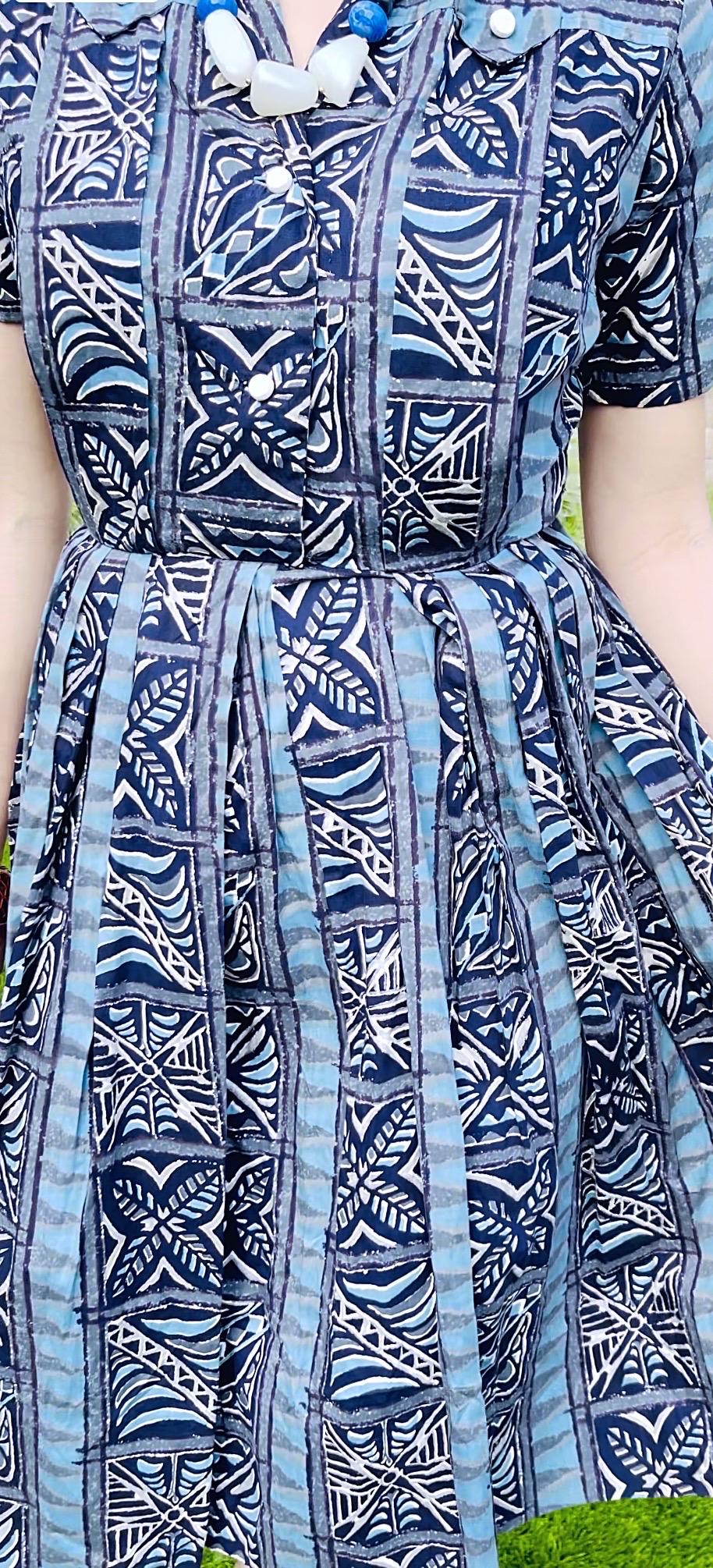 1950s Alfred Shaheen Surf n’ Sand Hand Printed Vintage Blue Cotton 50s Dress For Sale 6