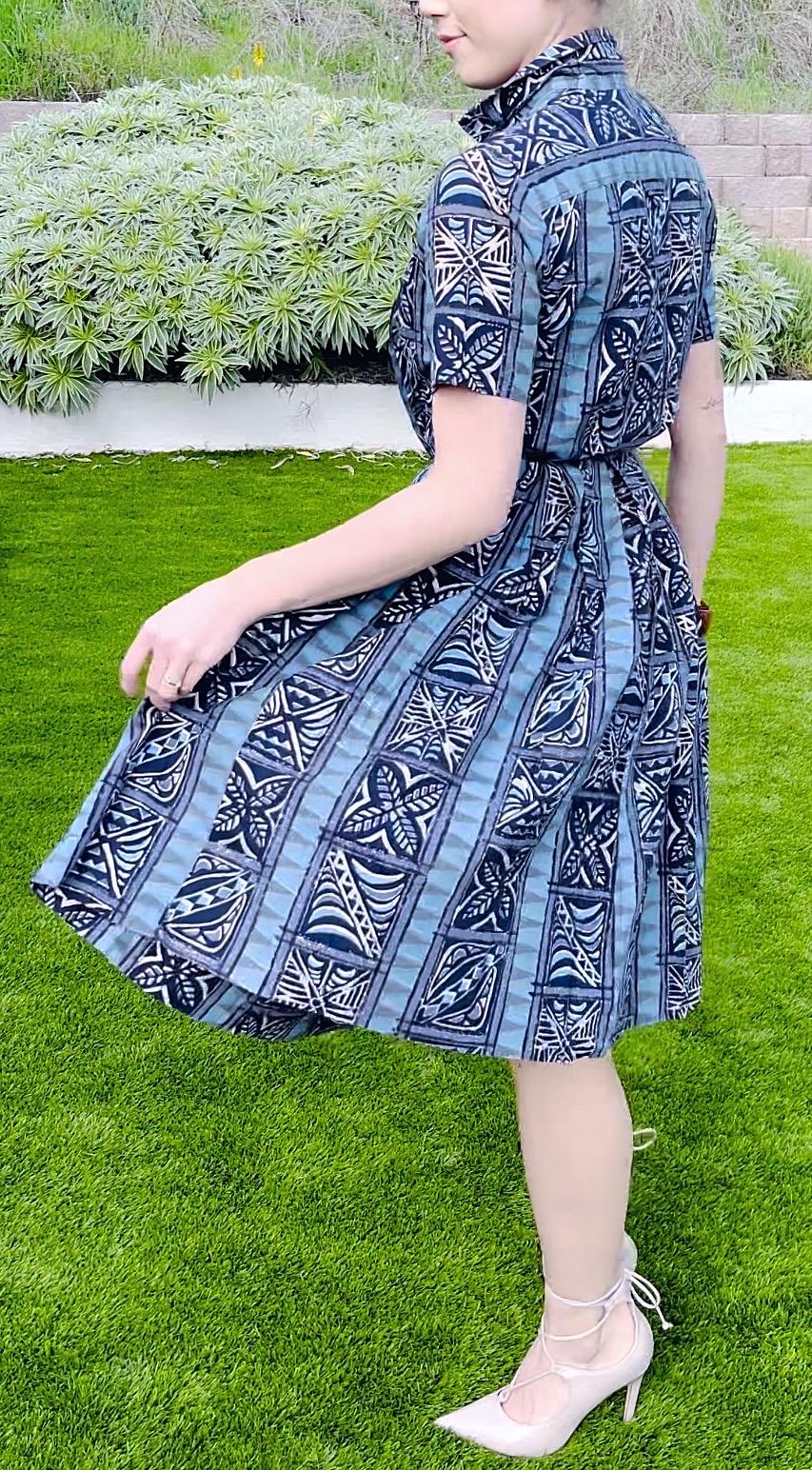 1950s Alfred Shaheen Surf n’ Sand Hand Printed Vintage Blue Cotton 50s Dress For Sale 5