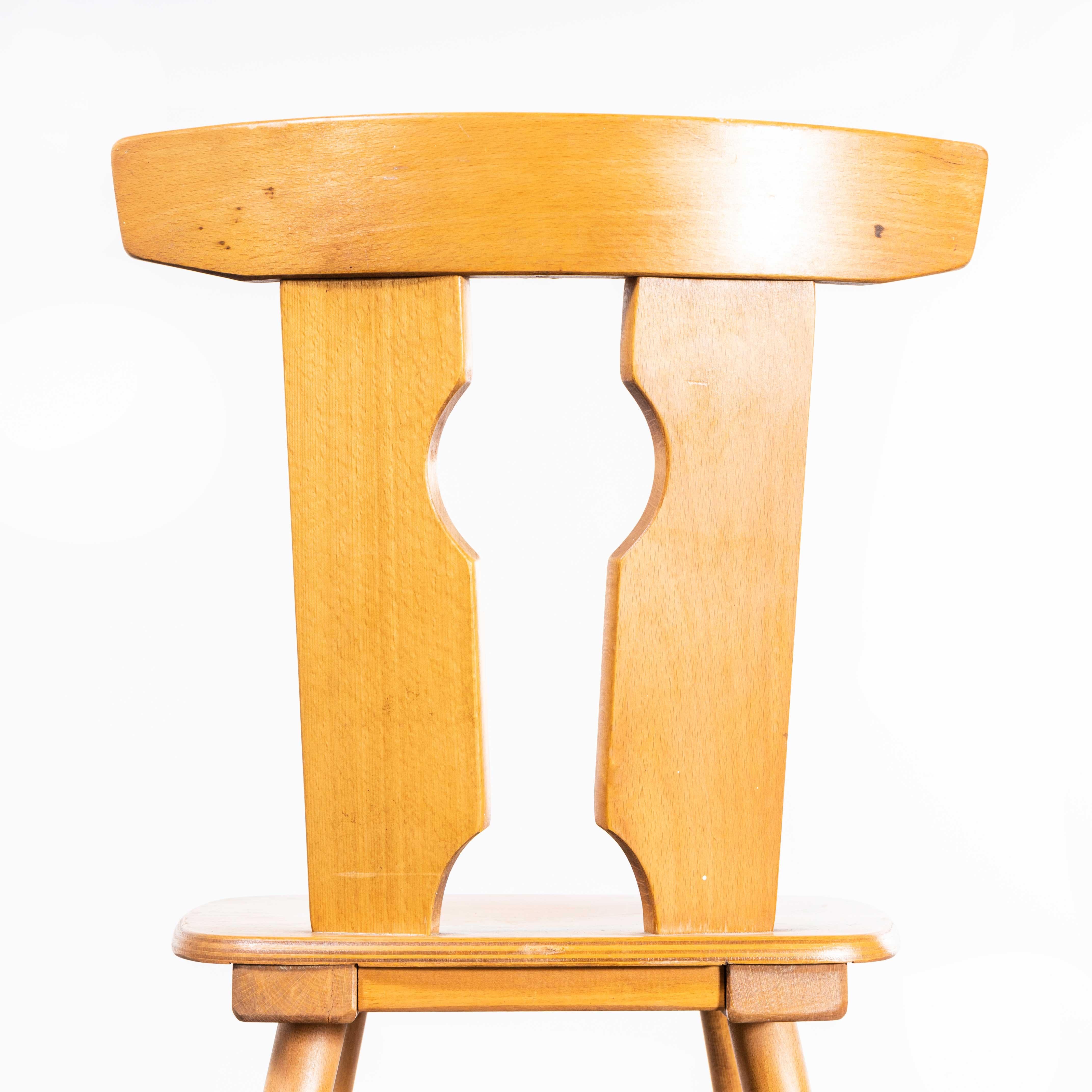 1950’s Alsace Regional Blonde Dining Chair – Set Of Six
1950’s Alsace Regional Blonde Dining Chair – Set Of Six. This alpine influenced design is well known in the Alsace region. Handmade in solid beech they have a distinct and appealing mid century