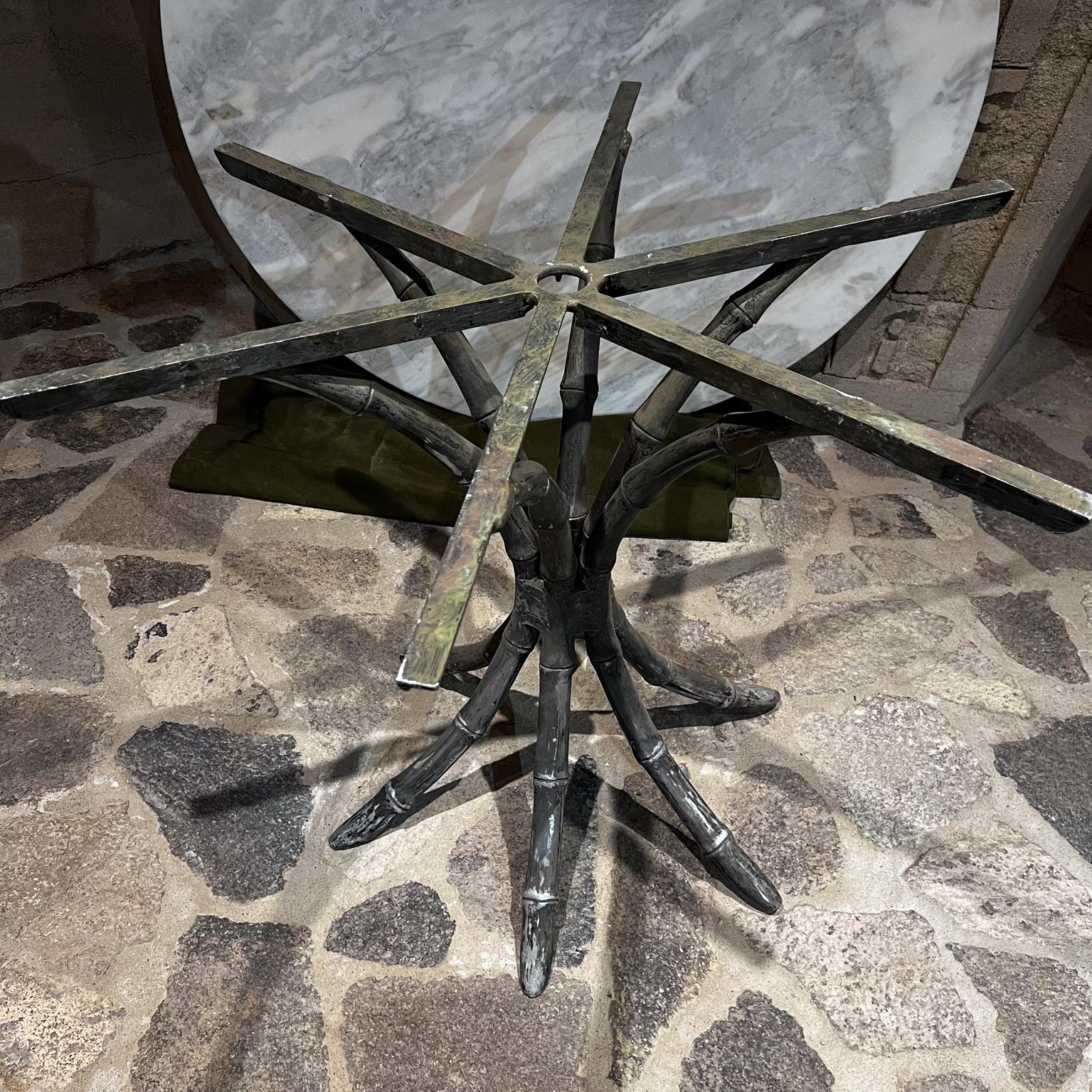 1950s Aluminum Pedestal Marble Dining Table Faux Bamboo Mexico In Fair Condition For Sale In Chula Vista, CA