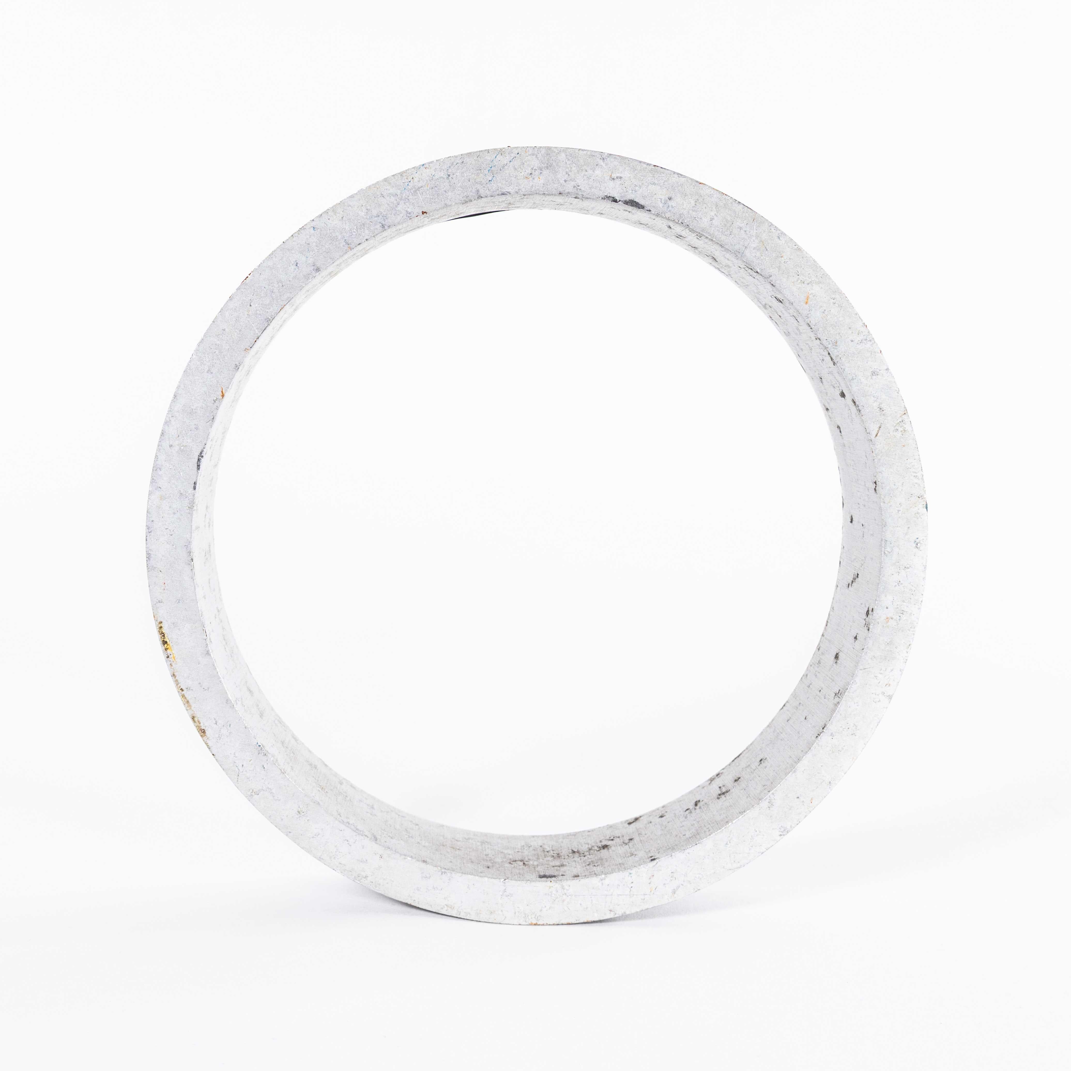 1950’s American Aluminium Cast Shop Letters – Letter O. 
The letters have been cast in aluminium and they have a hollow back. This listing is for one letter only as specified in the description.

Workshop Report:
Our workshop team inspect every